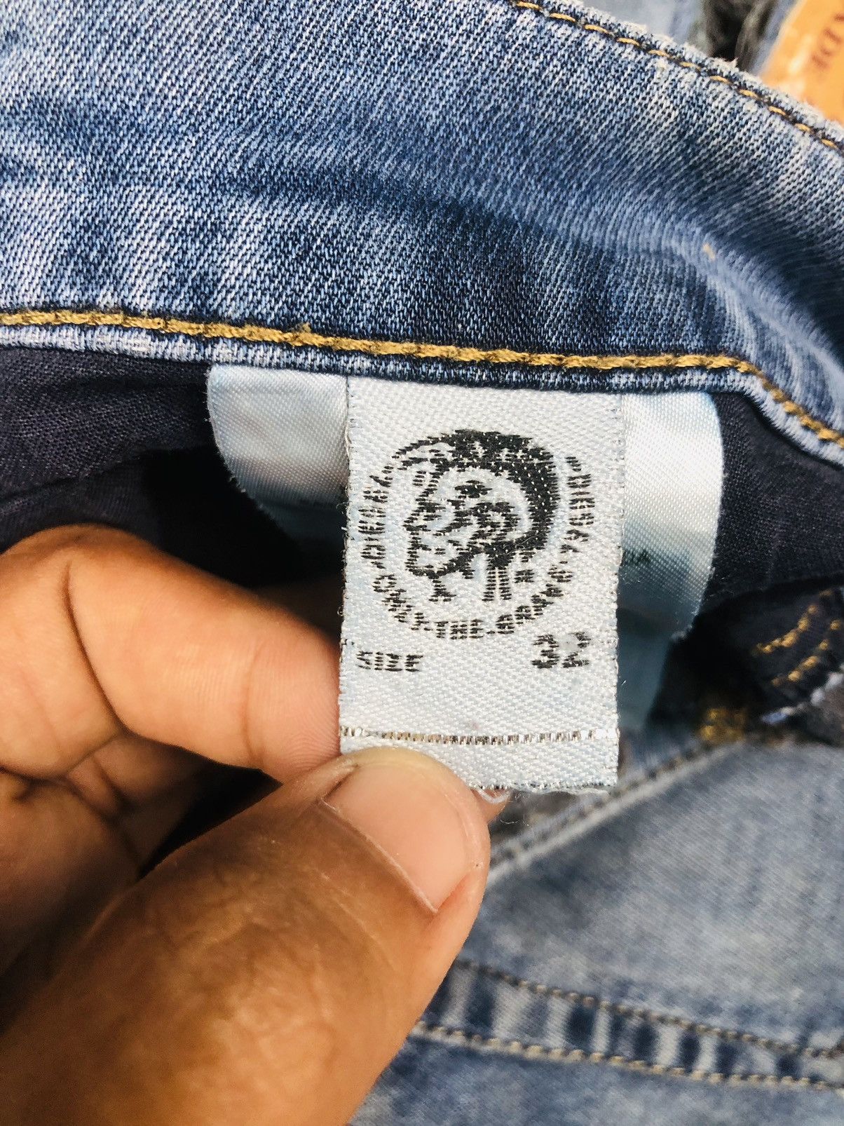 Diesel DIESEL Blue Distressed Patchwork Jeans Slim Fit (40) Size US 32 / EU 48 - 11 Thumbnail