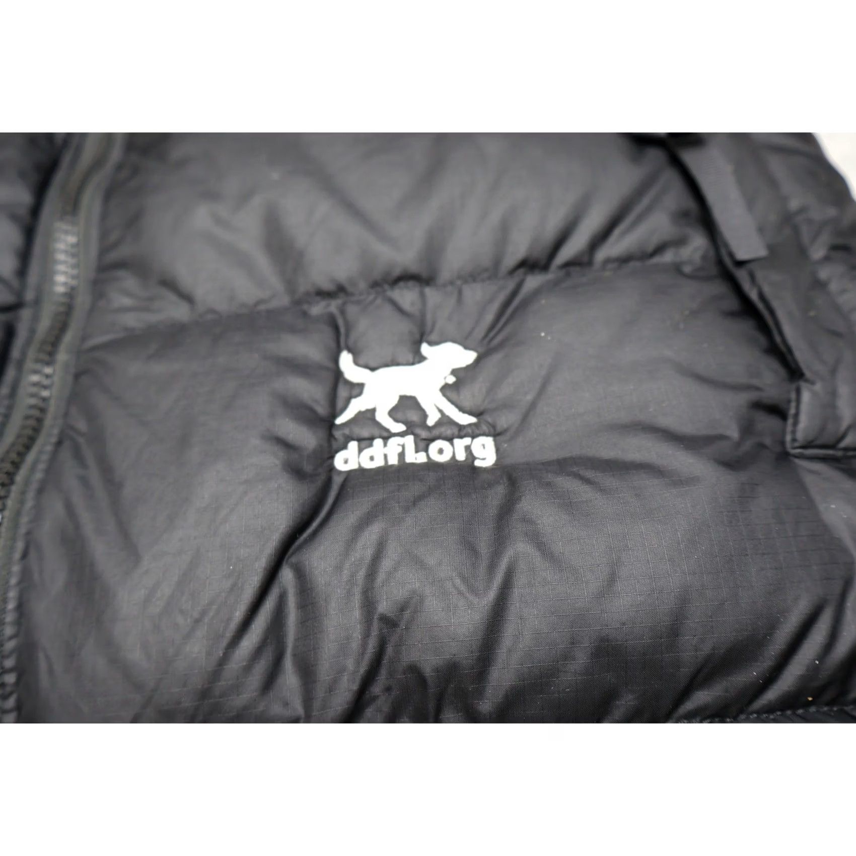 The North Face VINTAGE North Face Down Vest Womens Small Black 1996 Retro Nuptse Insulated Puffer LOGO Size S / US 4 / IT 40 - 2 Thumbnail