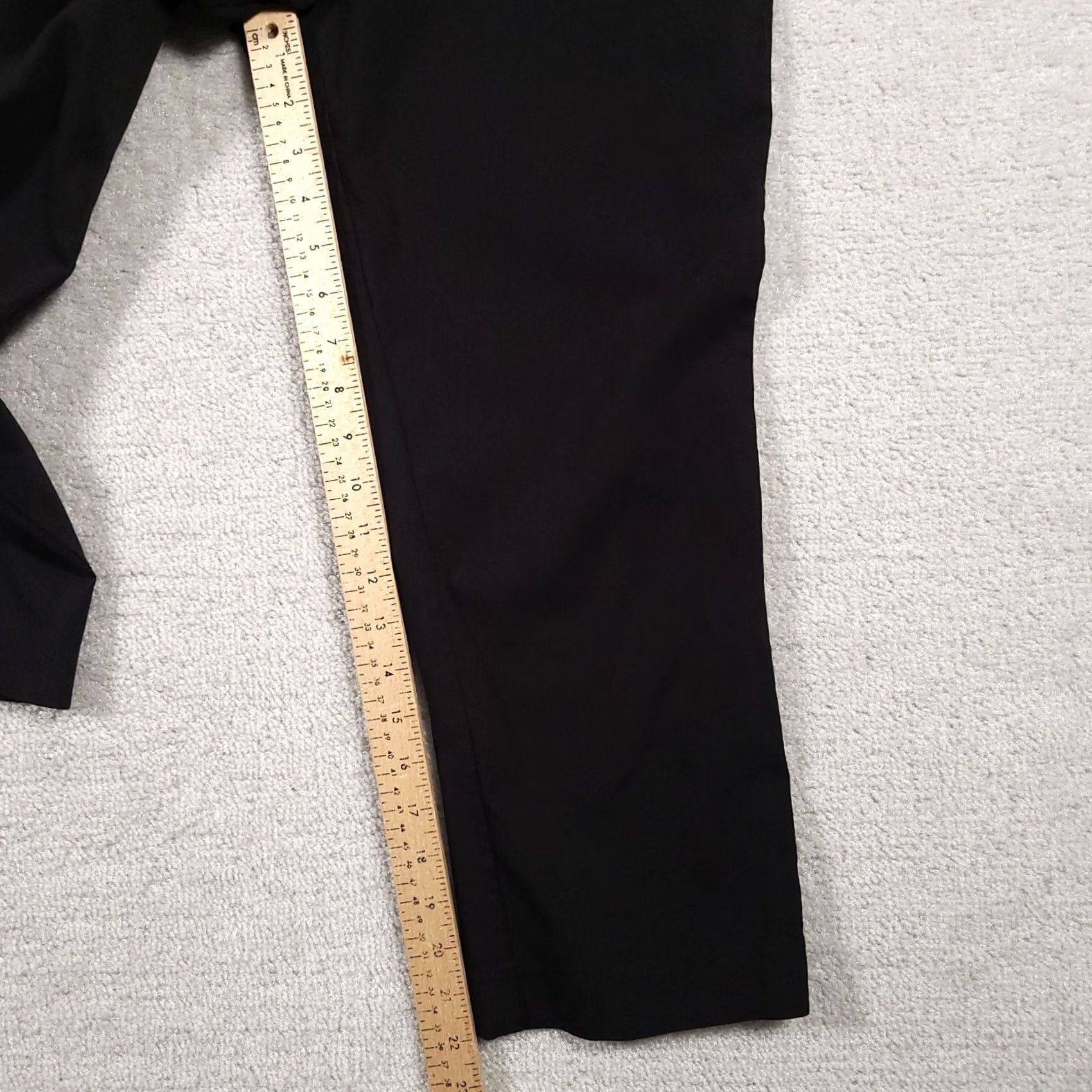 Croft & Barrow Croft & Barrow Capri Pants Women's 8 Black Stretch Pull On Elastic Waist Crop Capris Size 30" / US 8 / IT 44 - 7 Thumbnail