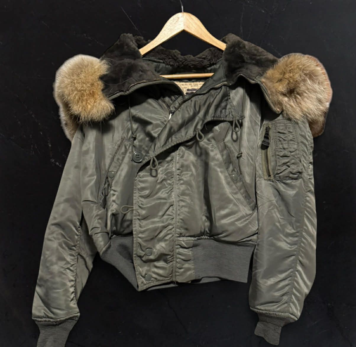 Alpha Industries Alpha Industries N-2B Bomber Jacket — (Made July 29, 1970) Size US M / EU 48-50 / 2 - 5 Thumbnail