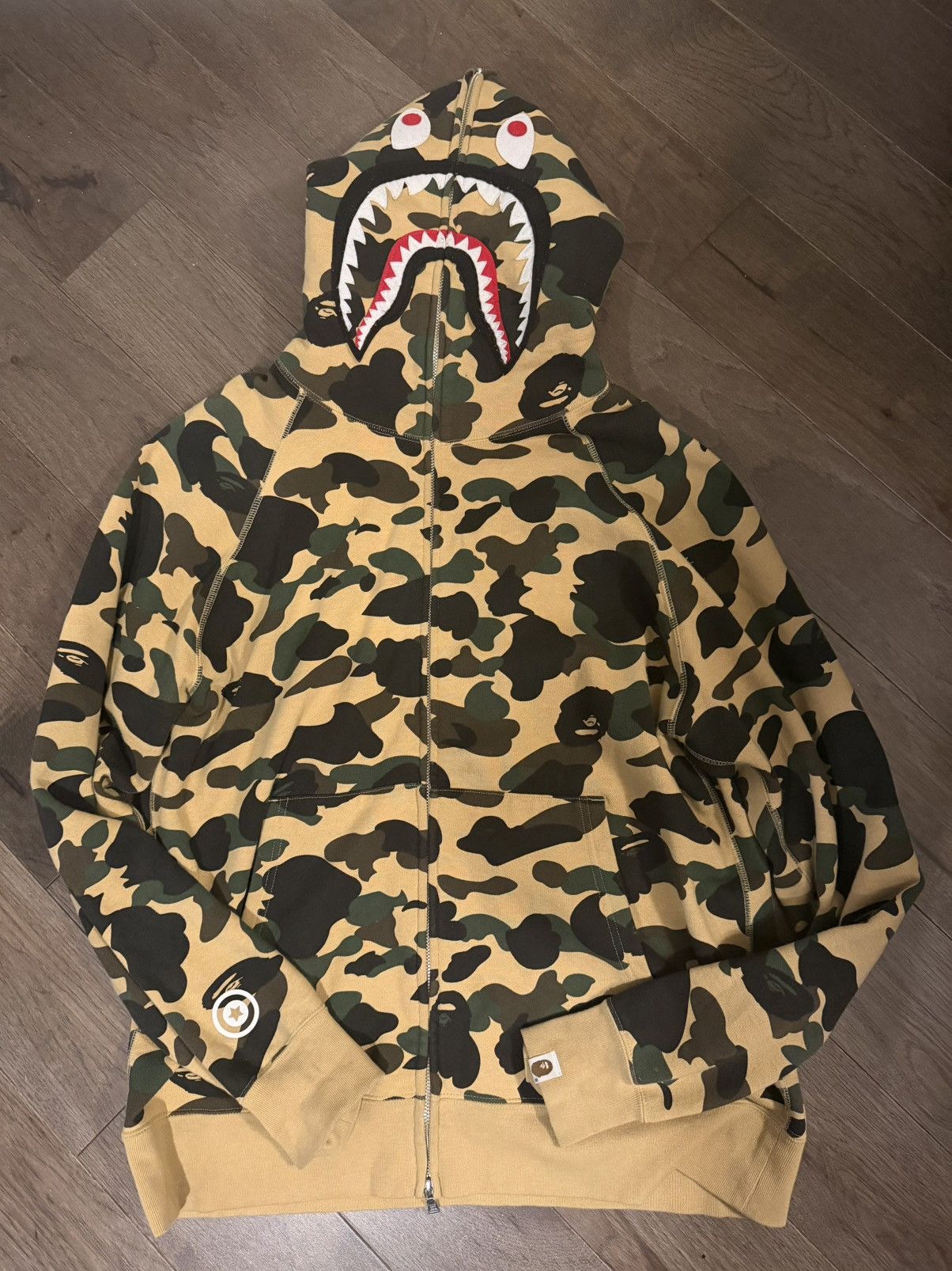 Bape Bape 1st Camo Zip up shark hoodie Size US XXL / EU 58 / 5 - 1 Thumbnail