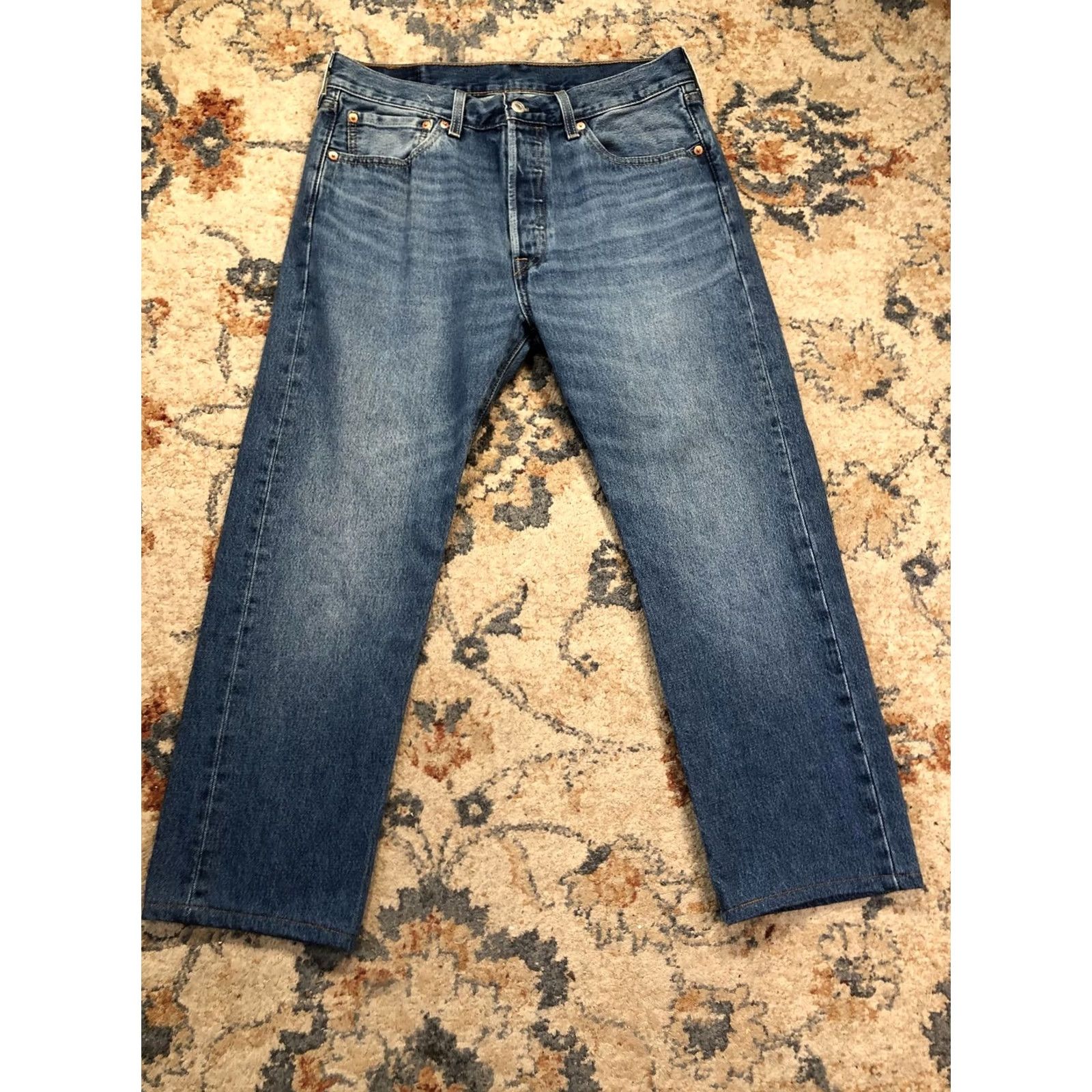 Levi's Levi's 501 Jeans Mens 32x27 Blue Wash Denim Straight Leg Button Fly Red Tab Shirt Size US 32 / EU 48 - 4 Thumbnail