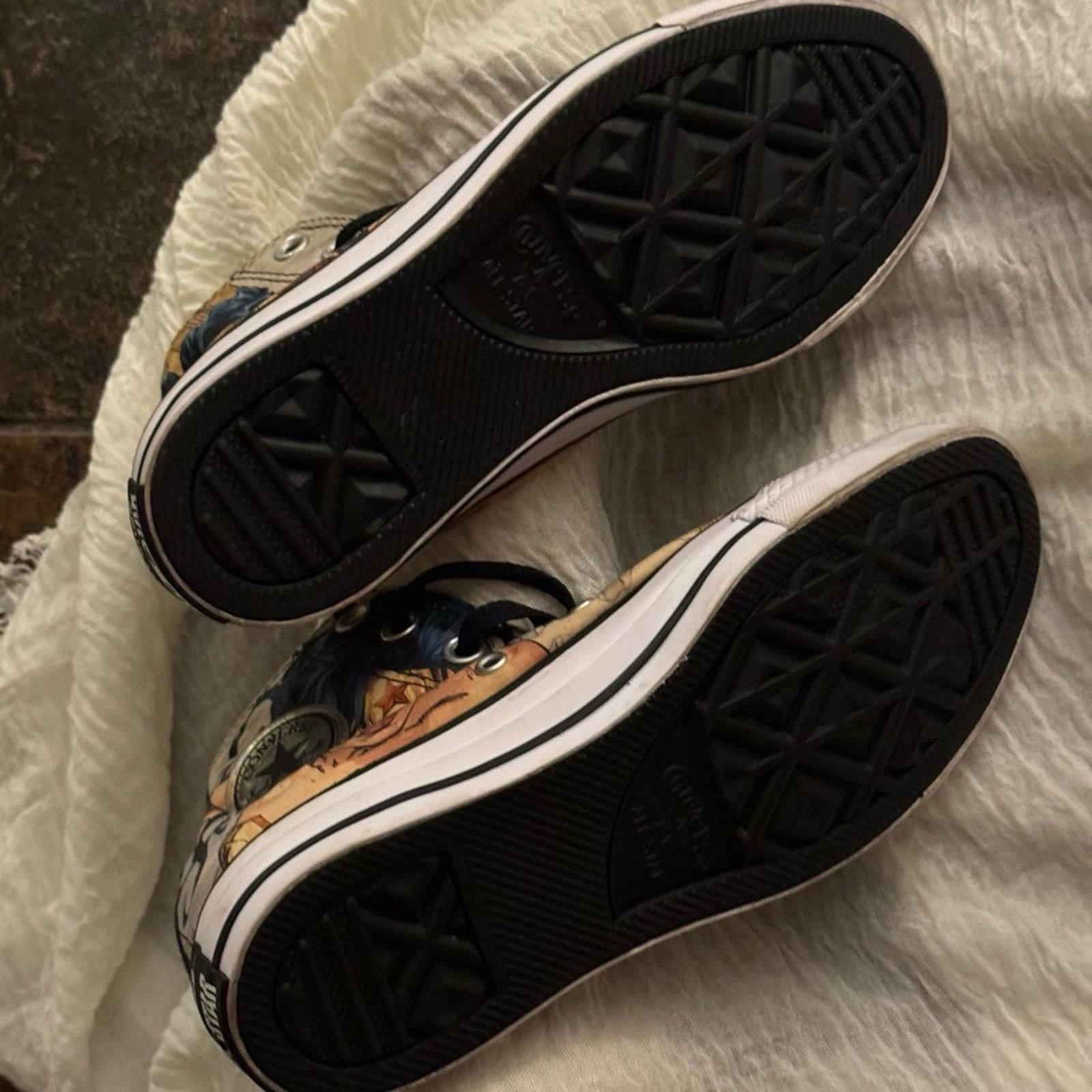 Converse Converse Marvel Wonder Woman High Top Sneakers 4/6 Size US 6 / IT 36 - 10 Thumbnail