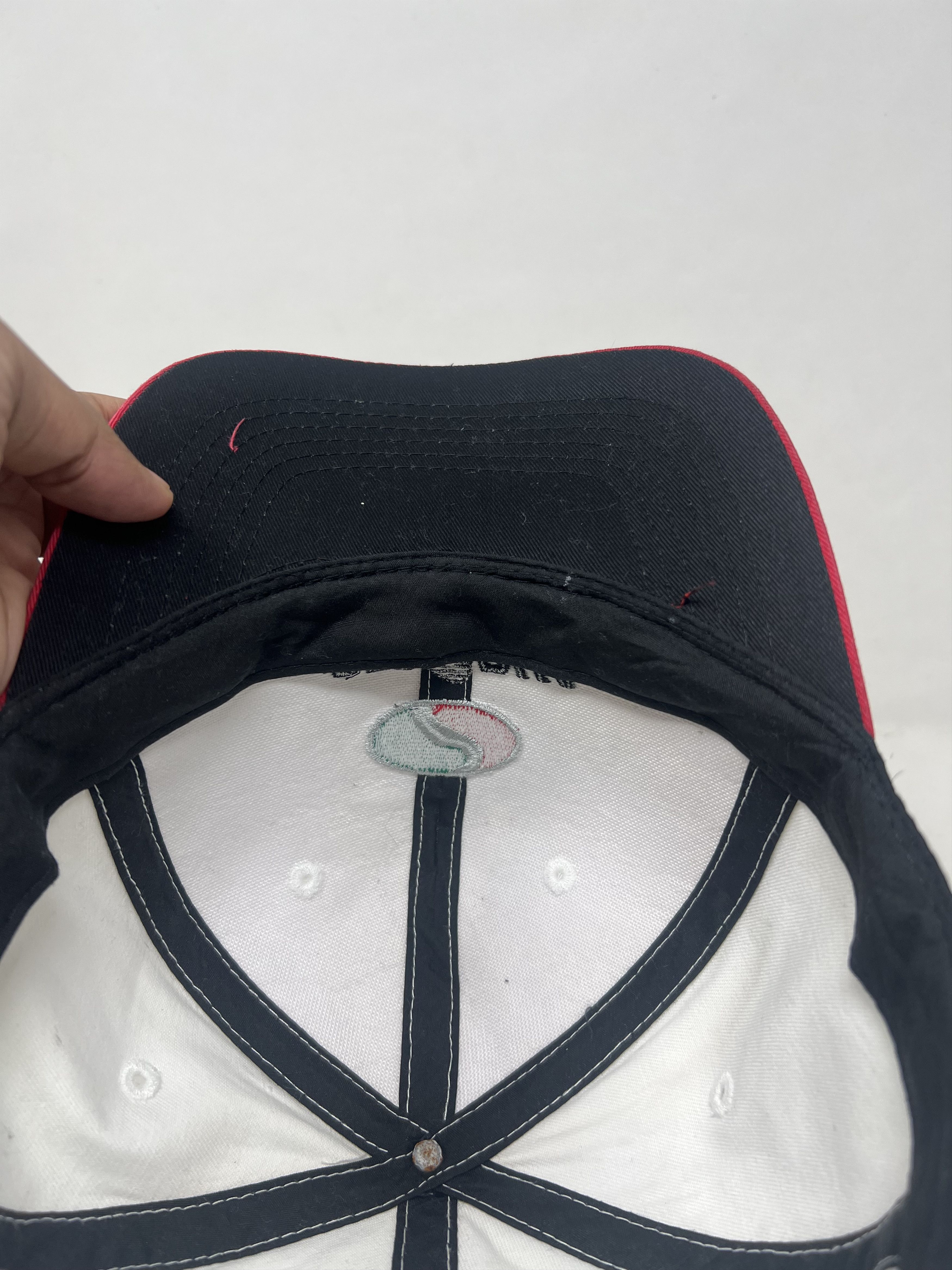 Vintage Vintage Perodua Hat Size ONE SIZE - 9 Thumbnail