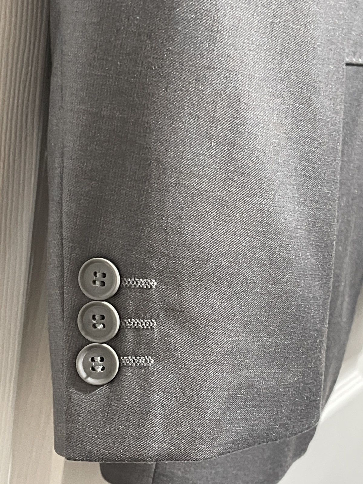 Giorgio Fiorelli Men's 2-pc suit Size 40R - 3 Thumbnail