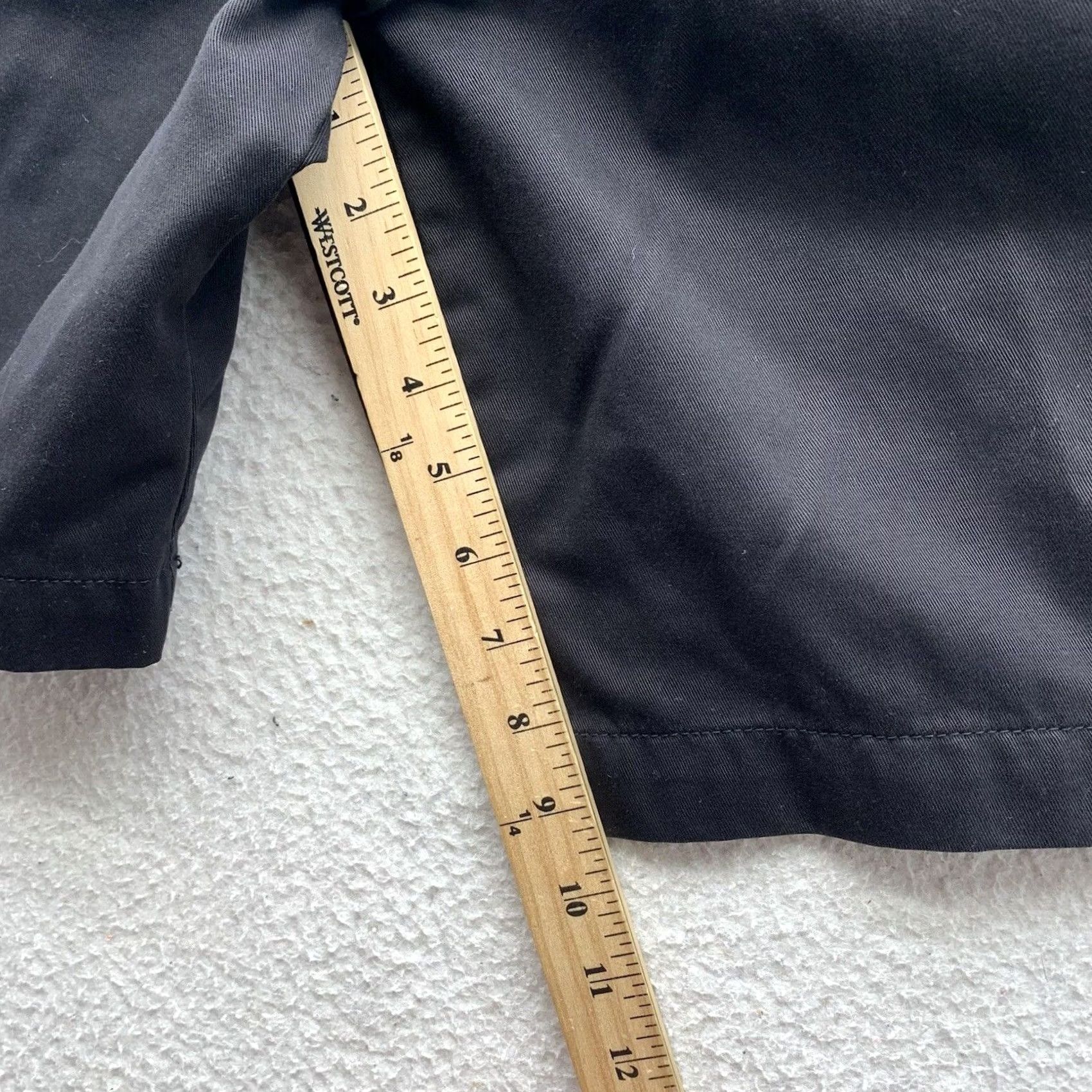 Vintage Greg Norman Mens 40 Black Pleated Chino Golf Shorts 9" Casual Preppy Classic Golfer Size US 40 / EU 56 - 5 Thumbnail