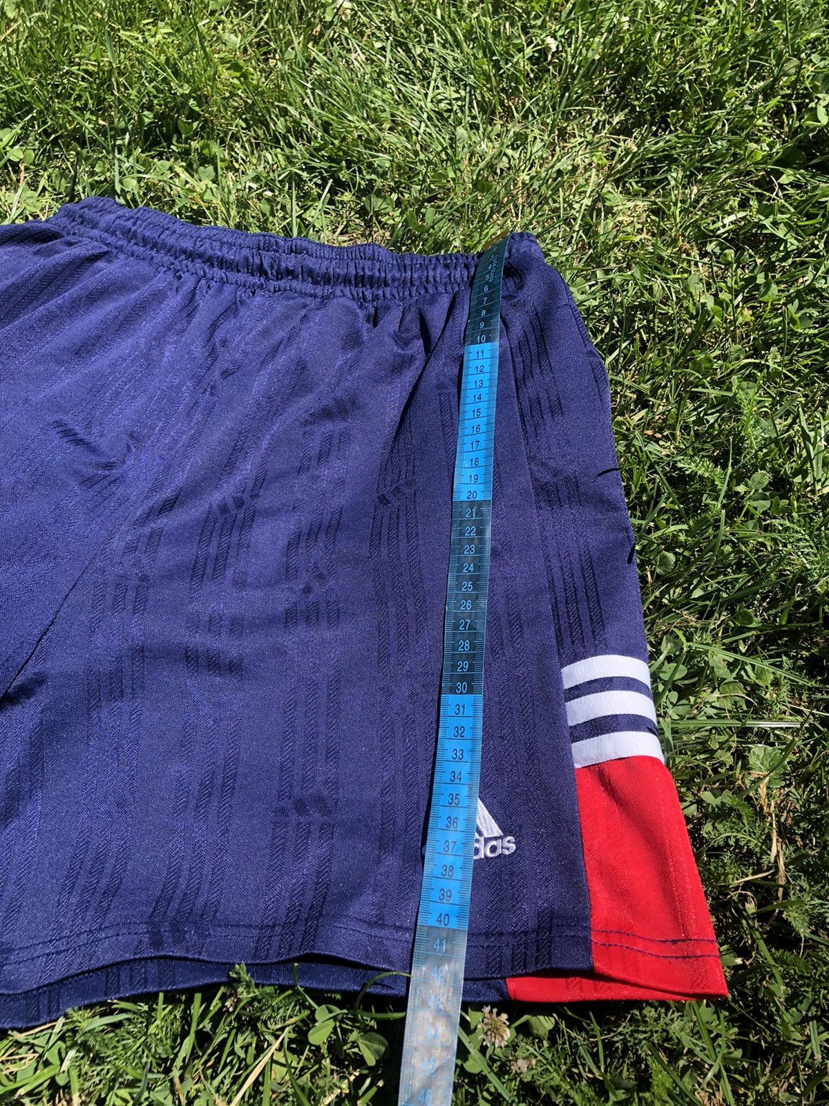 Adidas × Vintage Adidas Athletic Bilbao Shorts Retro 1999(M) Size US 32 / EU 48 - 11 Thumbnail