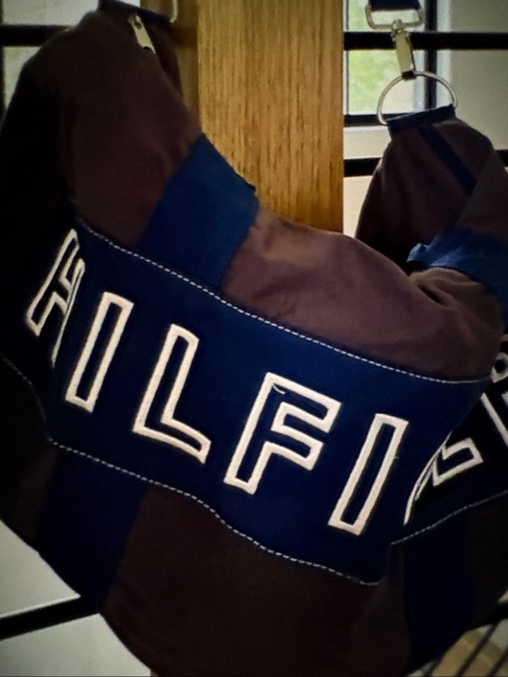 Tommy Hilfiger Tommy Hilfiger Blue Canvas Duffle Logo Bag Travel Gym Beach Size ONE SIZE - 7 Thumbnail