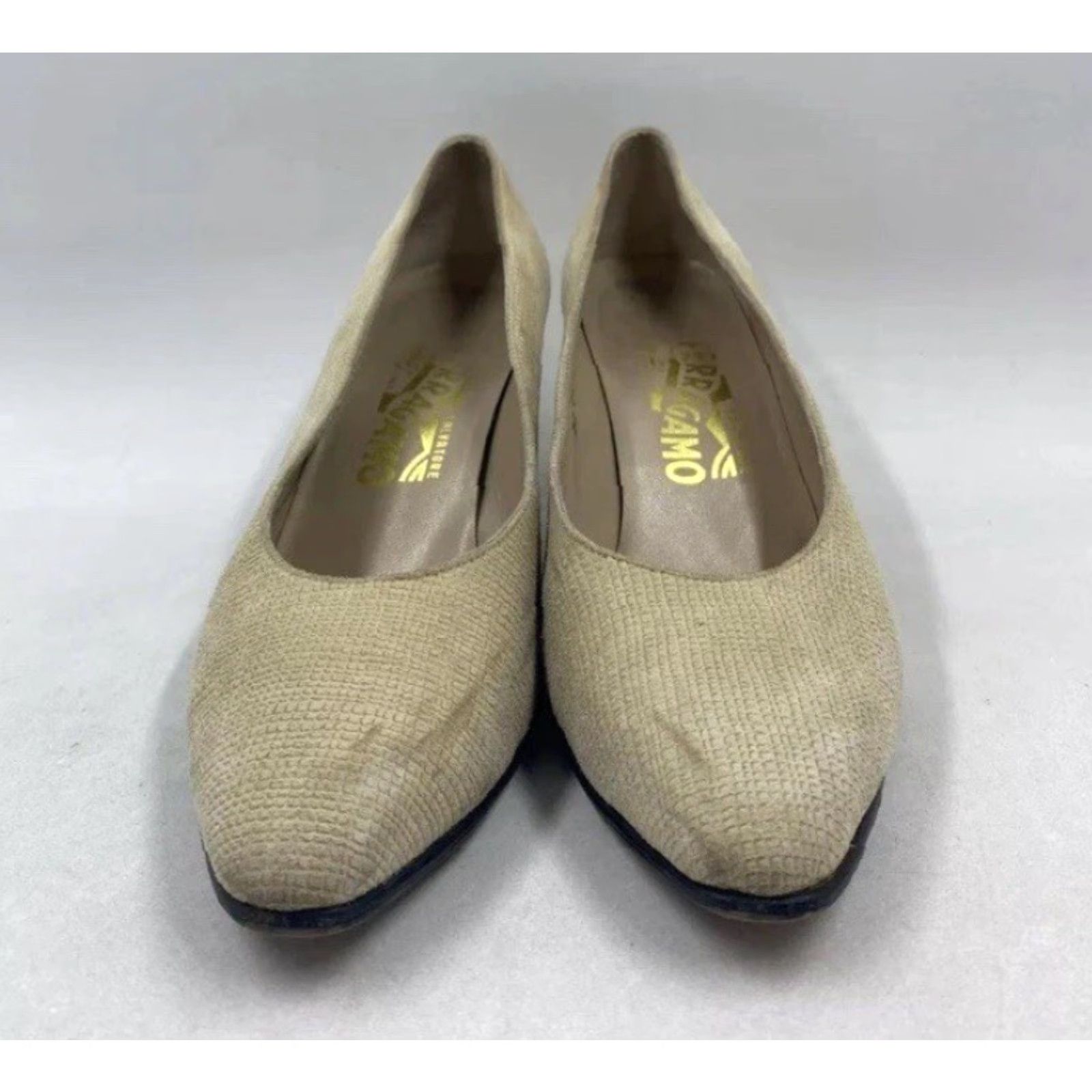 Salvatore Ferragamo Women’s Salvatore Ferragamo Pumps Beige Suede Heels Made In Italy Size 8 Womens Pumps Beige Suede Italy 8 Size US 8 / IT 38 - 2 Thumbnail