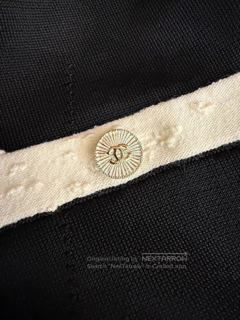 Chanel Chanel 25 new black and white colour-blocked suspender ves Size XXS / US 00 / IT 34 - 5 Thumbnail