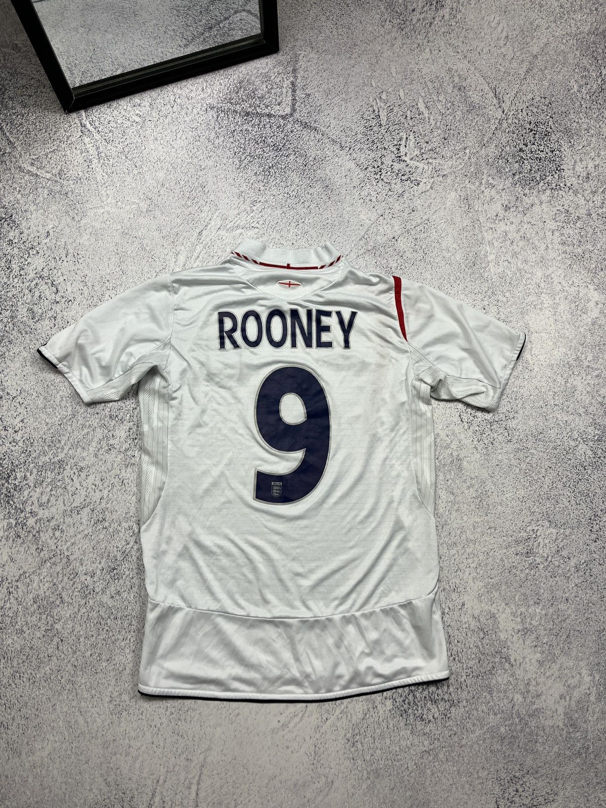 Umbro Vintage Umbro England 2005 2007 Rooney #9 Home Soccer Shirt Size US M / EU 48-50 / 2 - 12 Thumbnail