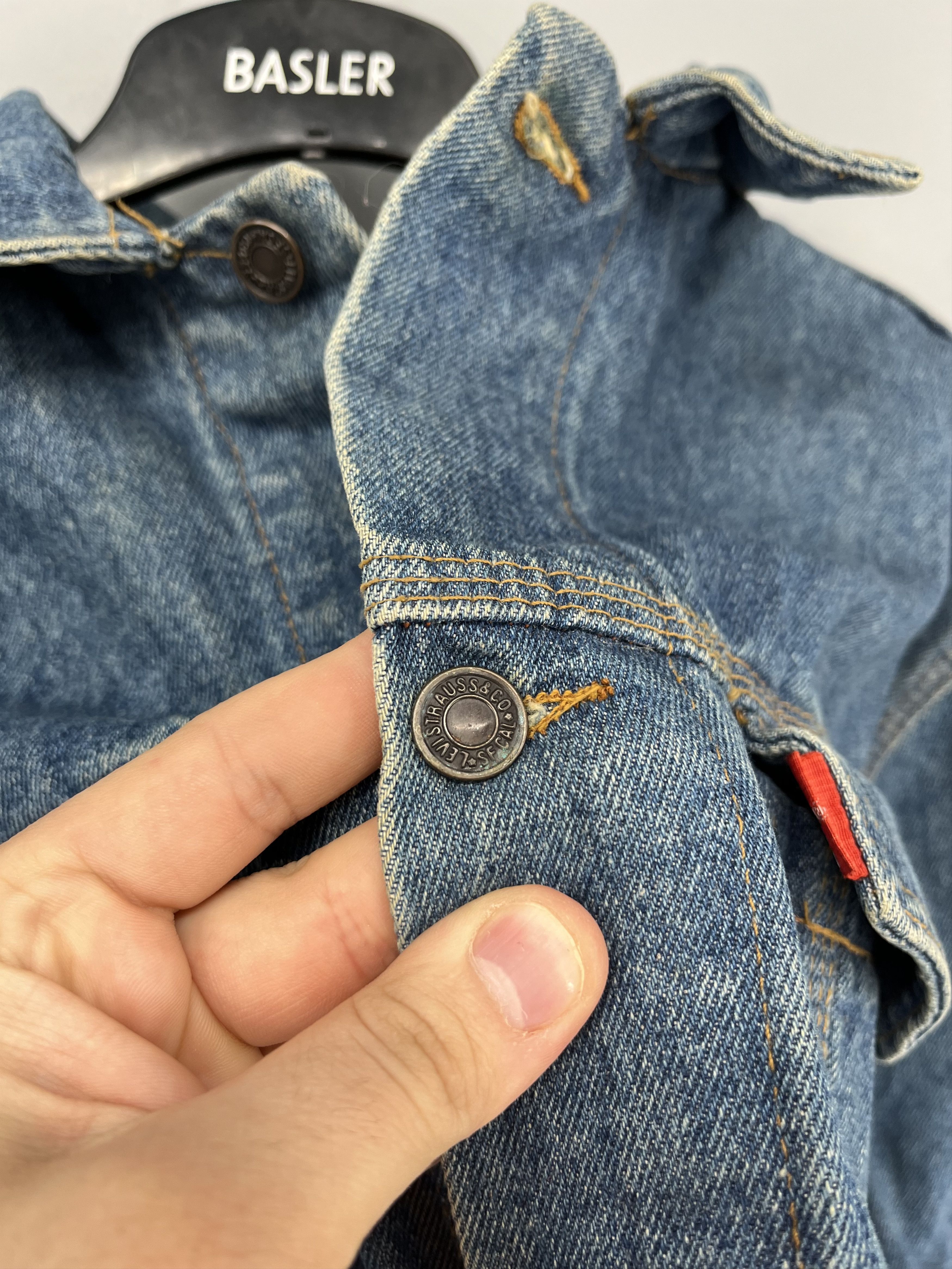 Levi's VINTAGE 40s 50s 60s 70s LEVIS TRUCKER DENIM JACKET Size US L / EU 52-54 / 3 - 7 Thumbnail