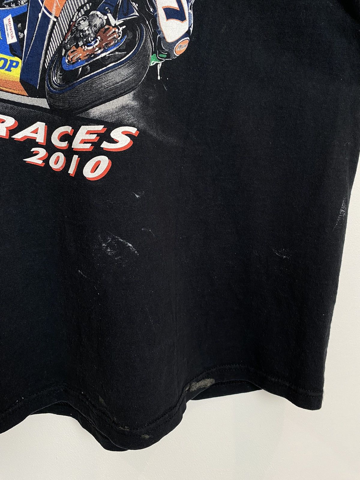 Vintage 🏍️ Vintage TT Isle Of Man Road Races 2010 Racing Tee Graphic Size US XXL / EU 58 / 5 - 7 Thumbnail