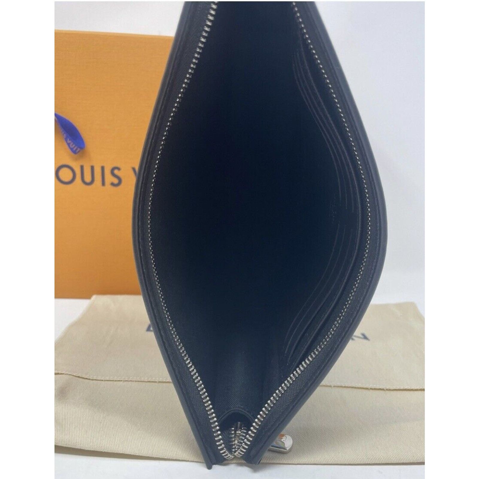 Louis Vuitton Louis Vuitton Pochette Voyage Toiletry Pouch Monogram Sunset Size ONE SIZE - 11 Thumbnail