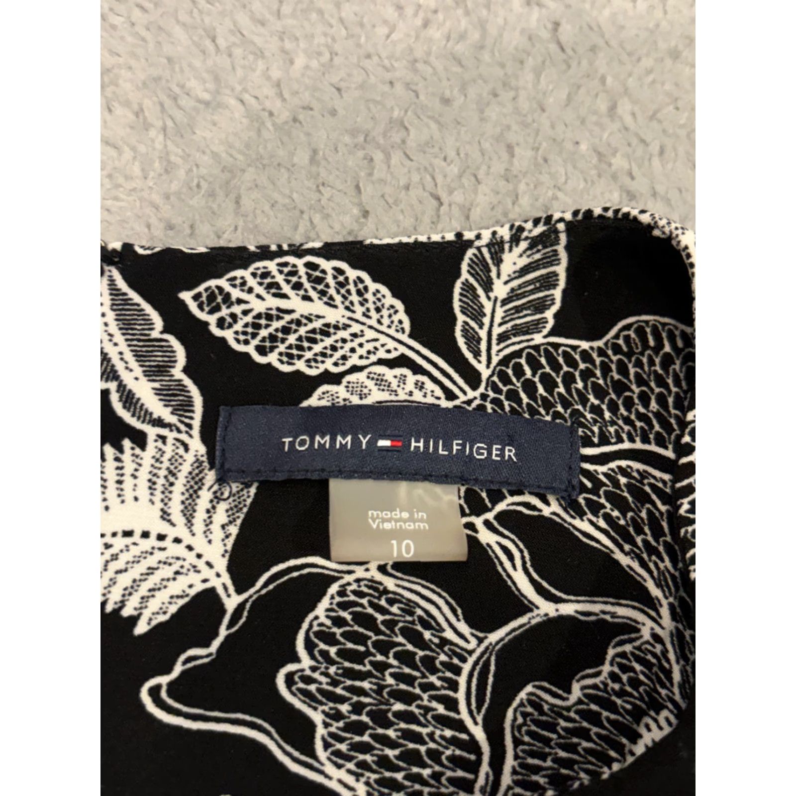 Tommy Hilfiger Tommy Hilfiger Dress Womens 10 Black Floral Long Sleeve Sheath Casual Midi Size L / US 10 / IT 46 - 2 Thumbnail