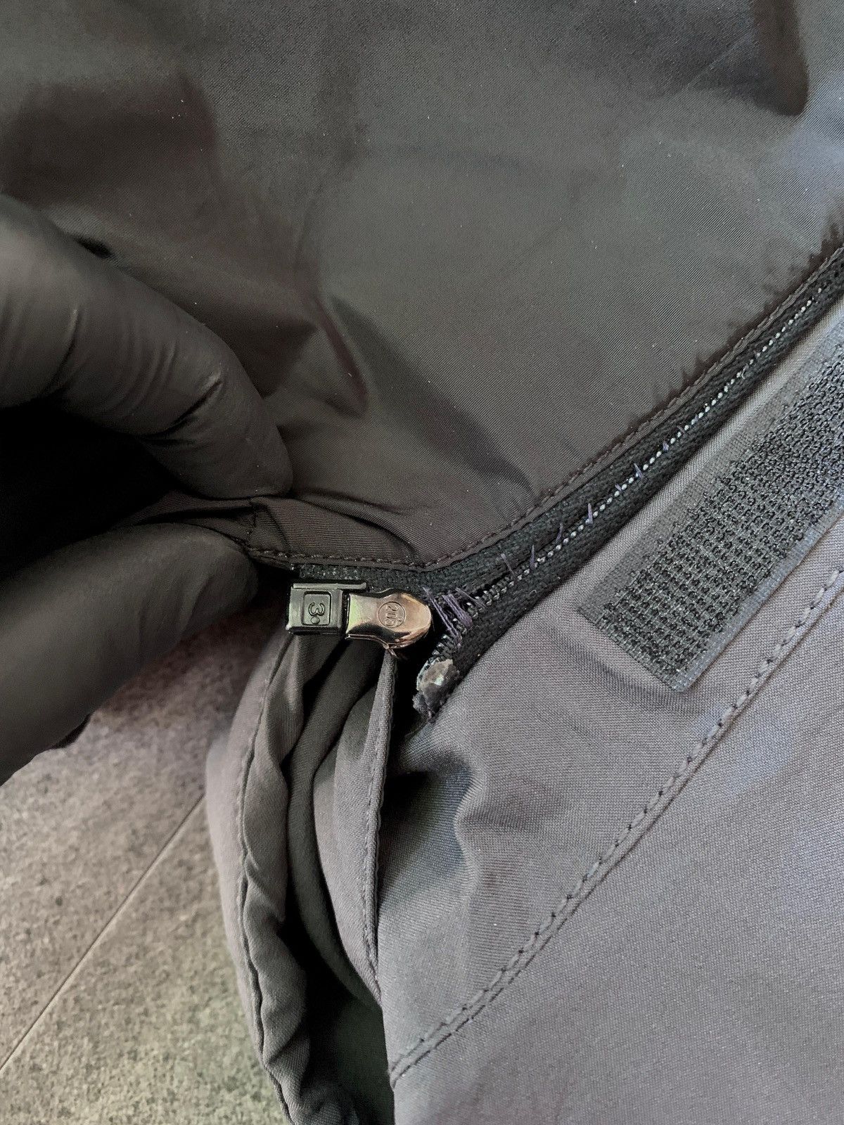 Prada FREE TAX! 2000s Goretex Convertible Hooded Coat Jacket Size US L / EU 52-54 / 3 - 15 Thumbnail