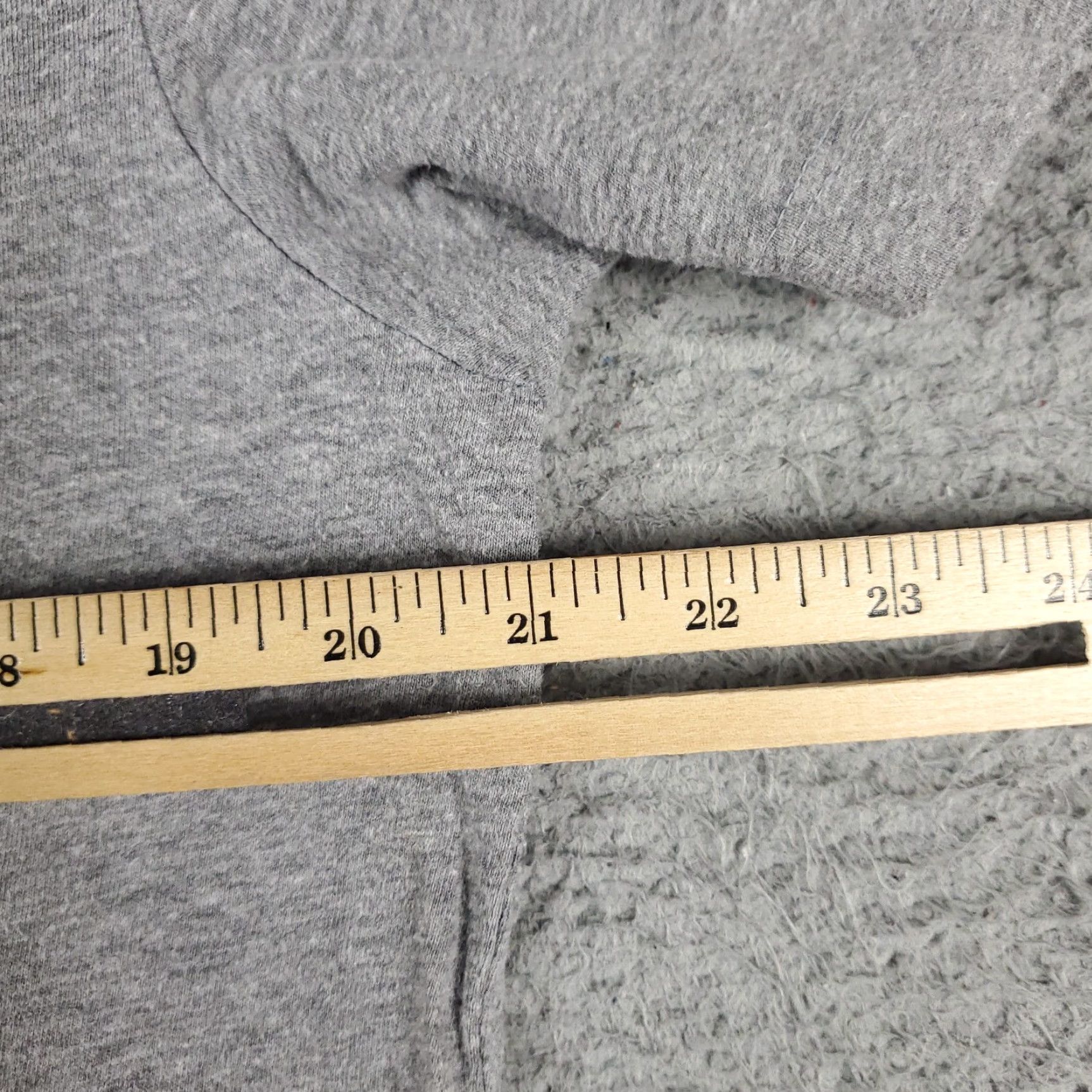 Puma Puma T Shirt Mens Size Medium Gray Casual Short Sleeve Adult Size US M / EU 48-50 / 2 - 7 Thumbnail