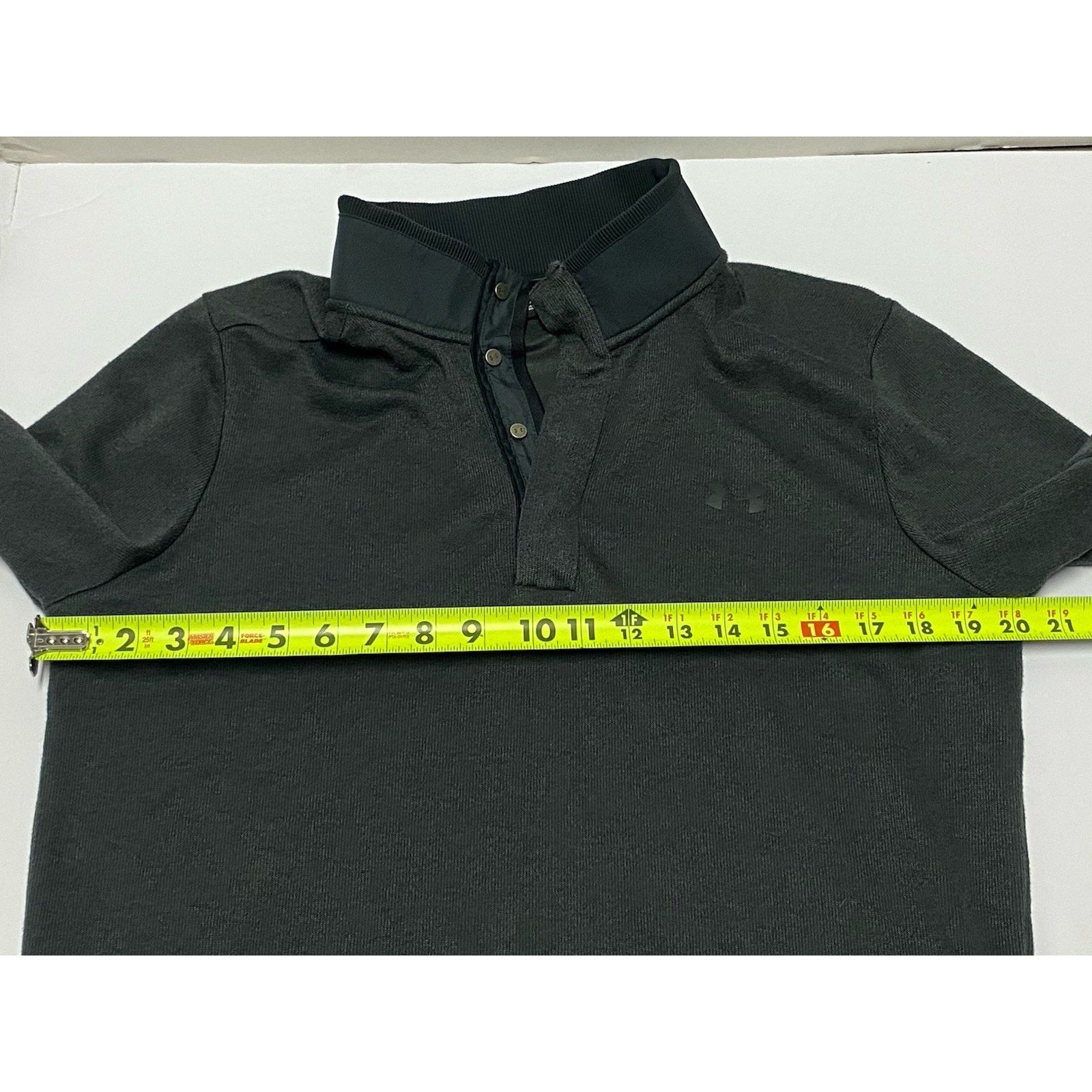 Under Armour UA Size M Loose Fit 1/4 Button Sweater Golf Gray Coldgear Size US M / EU 48-50 / 2 - 5 Thumbnail