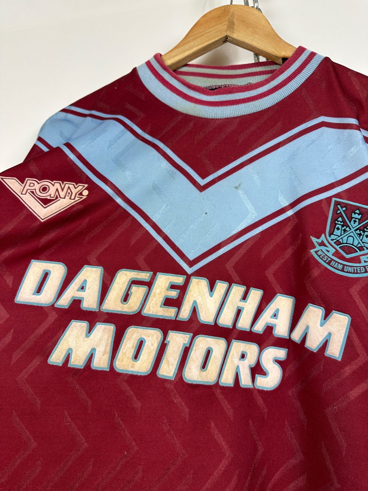 PONY 1993/1995 Vintage West Ham United Pony Home Soccer Jersey Size US M / EU 48-50 / 2 - 13 Thumbnail