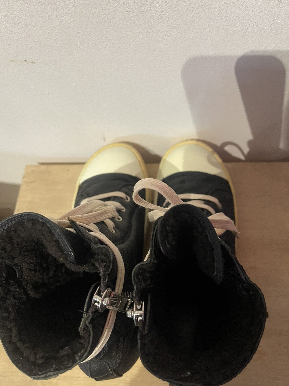 Rick Owens × Rick Owens Drkshdw Rick Owens Mainline 2015 Shearling Ramones High Size US 6 / IT 36 - 6 Thumbnail
