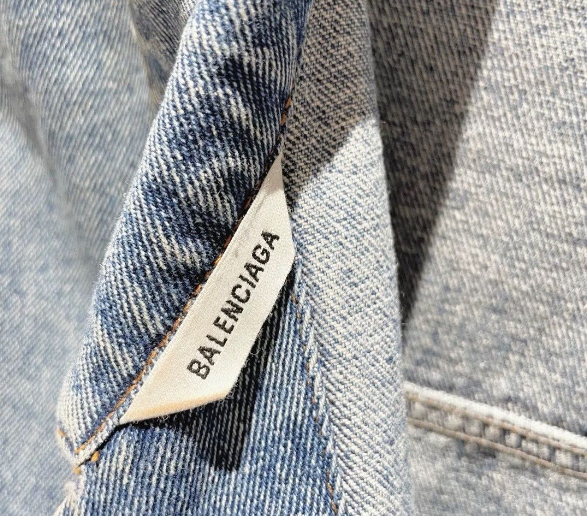Balenciaga Balenciaga solid color V-neck denim jacket2412-Nextarrow Size XS / US 0-2 / IT 36-38 - 3 Thumbnail