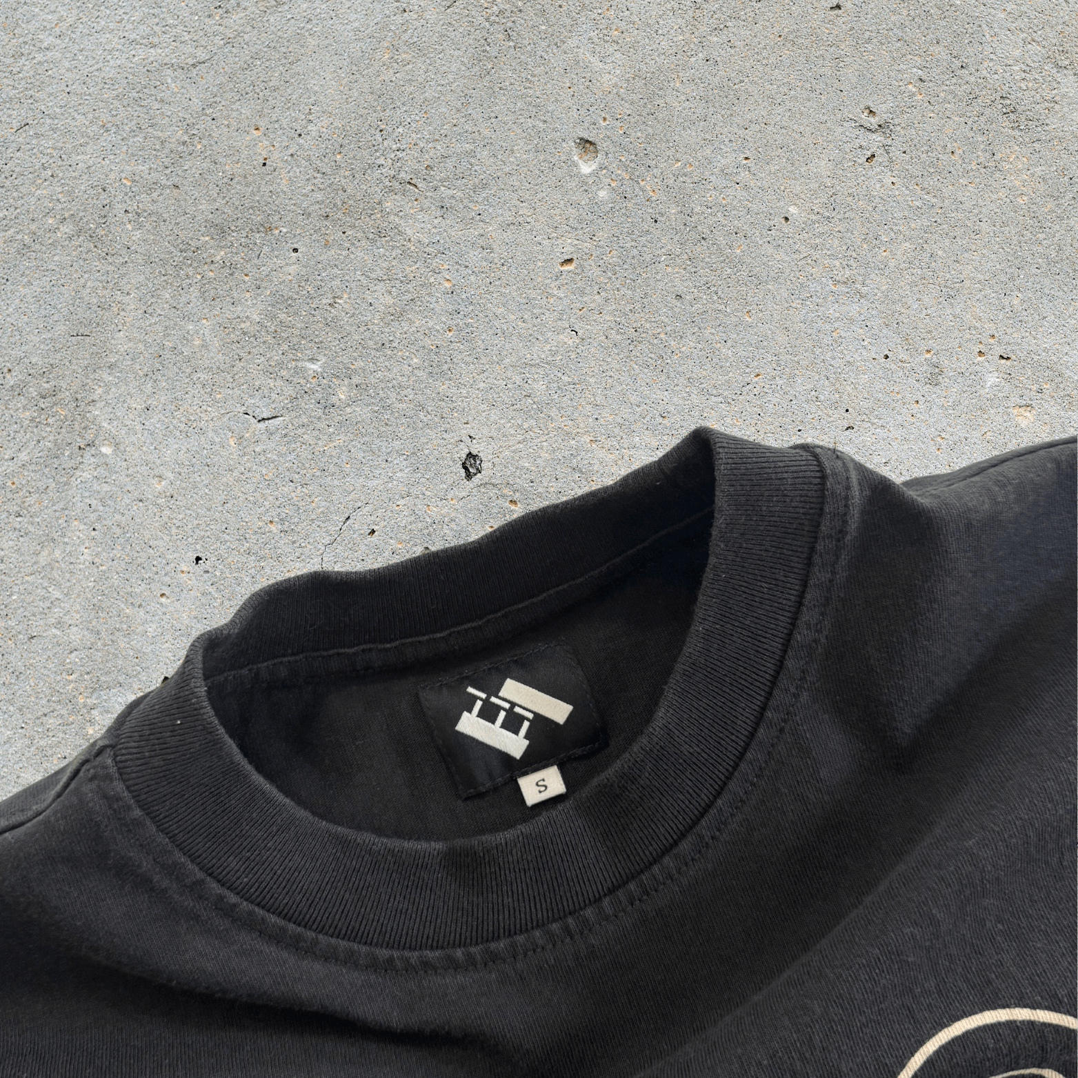 The Trilogy Tapes TTT Glassworks Tshirt Black Size US S / EU 44-46 / 1 - 3 Thumbnail