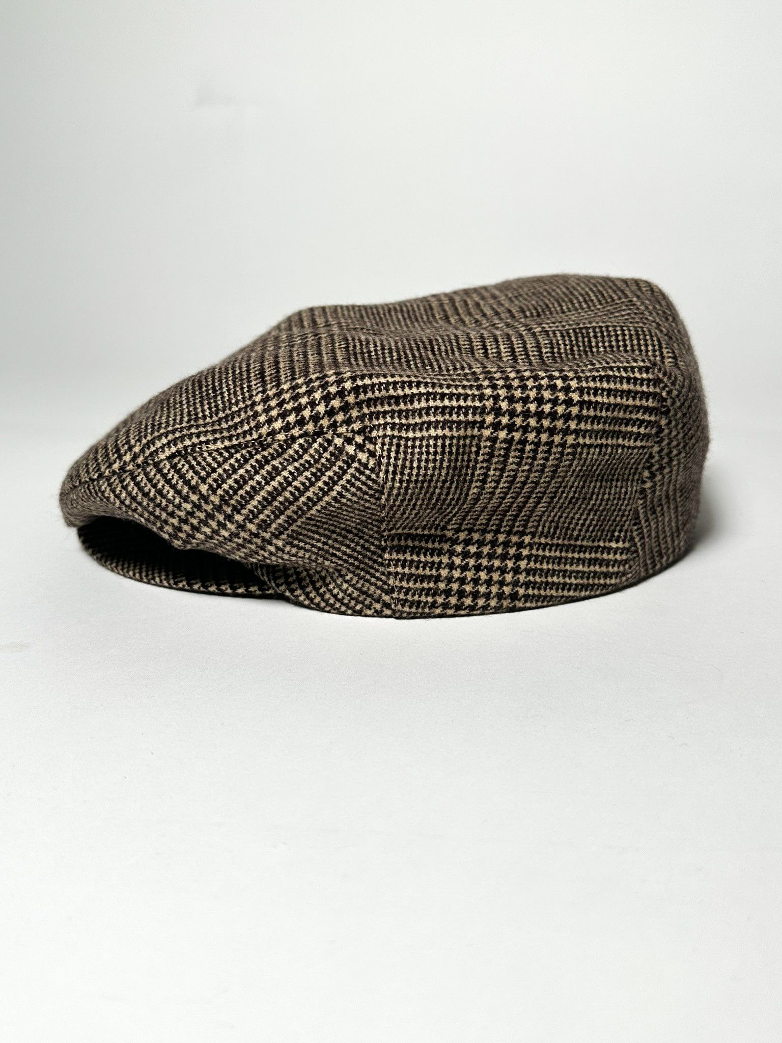 Raf Simons Raf Simons AW03 Runway Newspaper Hat Size ONE SIZE - 2 Thumbnail