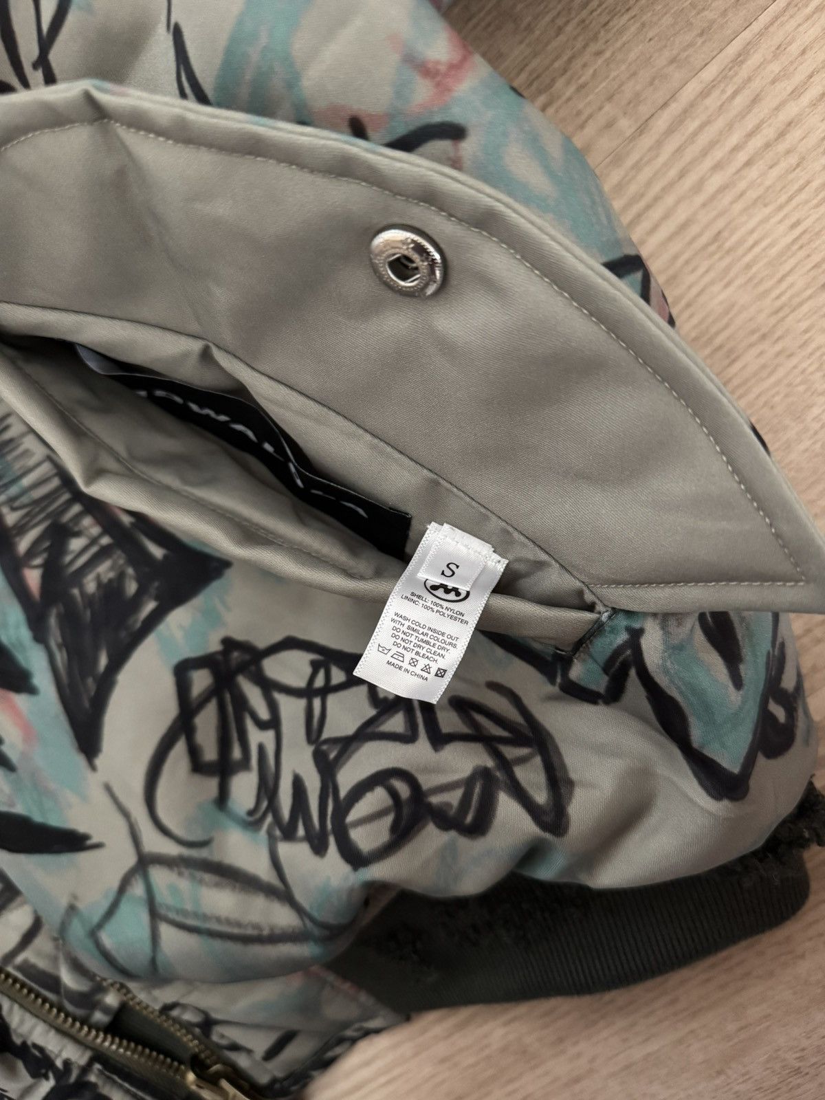 Mowalola Mowalola Graffiti Bomber Jacket with Hoodie Size US S / EU 44-46 / 1 - 4 Thumbnail