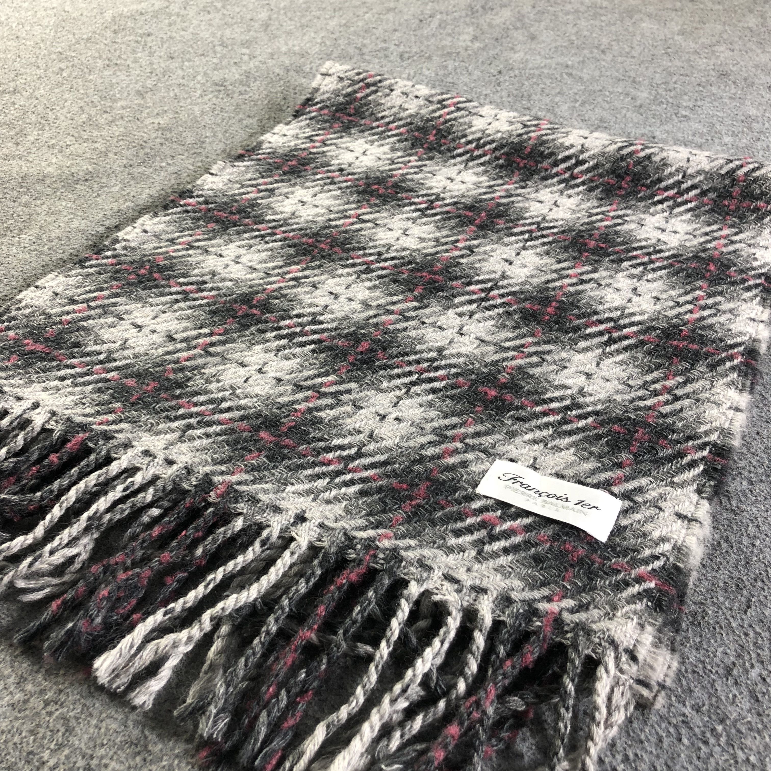 Pierre Balmain Pierre Balmain Tartan Wool Scarf Muffler Neckwear V2542 Size ONE SIZE - 3 Thumbnail