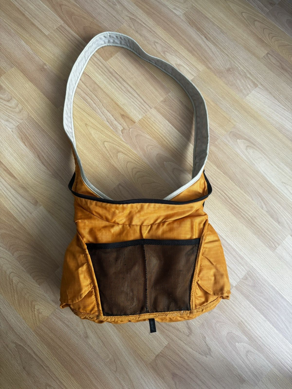 Crumpler × Japanese Brand Vintage Crumpler bag Y2K TT-004 Tummy Tingler Messenger Size 30 - 16 Thumbnail