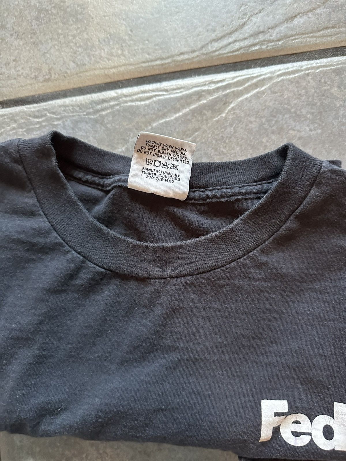 Vintage VINTAGE 1990S FEDEX T-SHIRT Size US XL / EU 56 / 4 - 5 Thumbnail