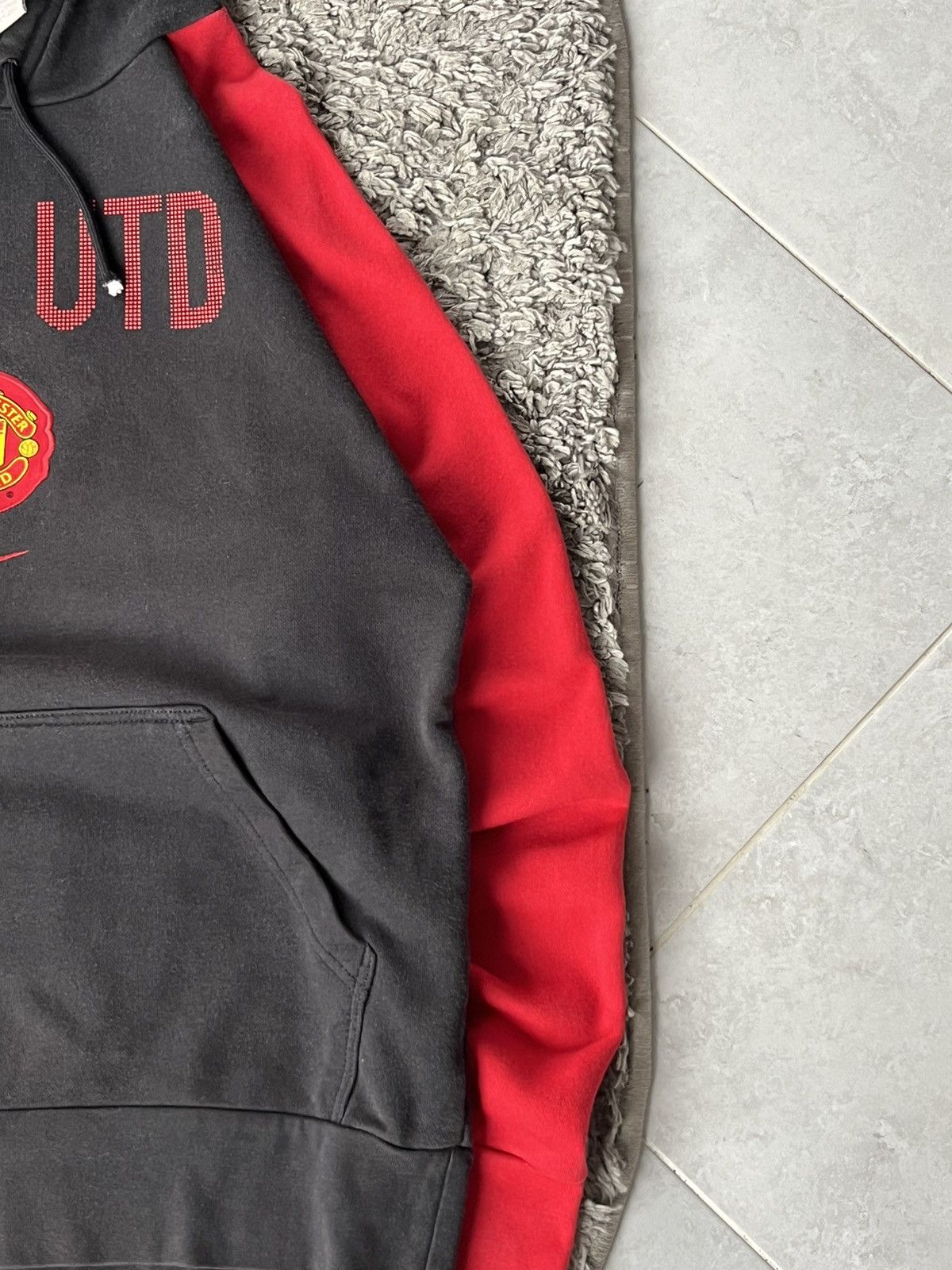 Nike Vintage Nike Hoodie Soccer football Manchester United Size US M / EU 48-50 / 2 - 3 Thumbnail