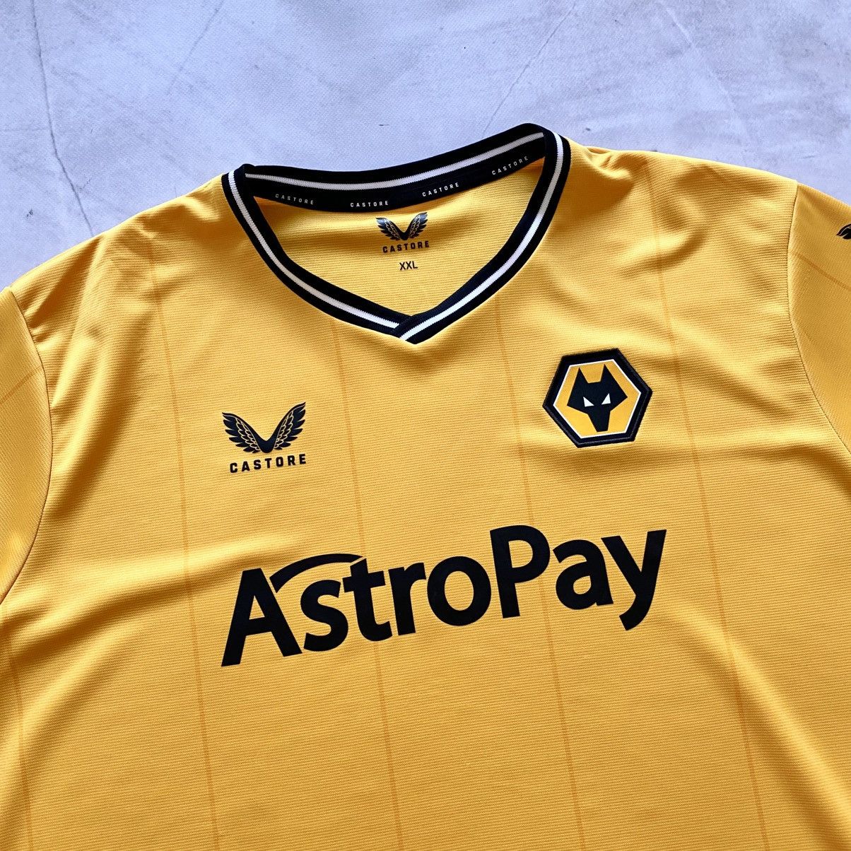 Castore Wolverhampton Wanderers 2022/23 Wolves Castore Jersey Tee Size US XXL / EU 58 / 5 - 2 Thumbnail