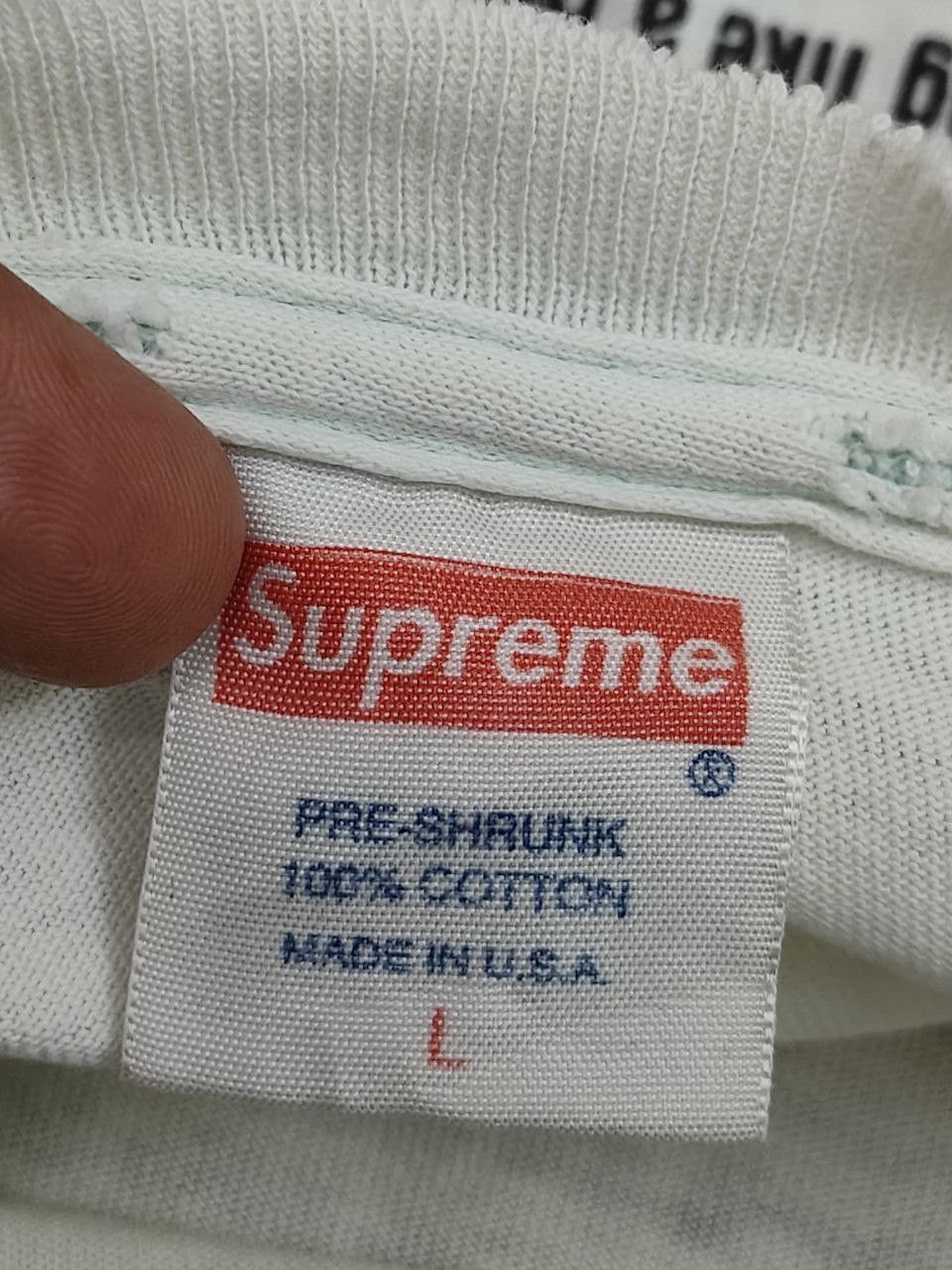 Supreme Worn Supreme T Size US L / EU 52-54 / 3 - 4 Thumbnail