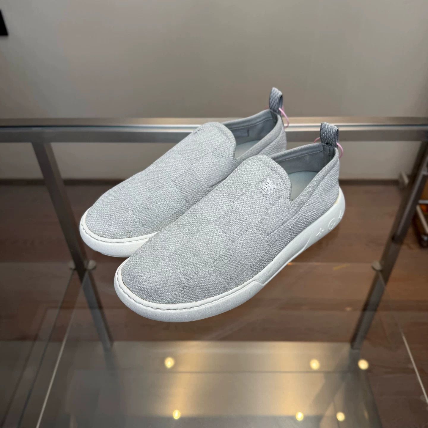 Louis Vuitton Louis Vuitton Pacific 24 Gray Checkerboard Slip-On Size US 11 / EU 44 - 1 Thumbnail