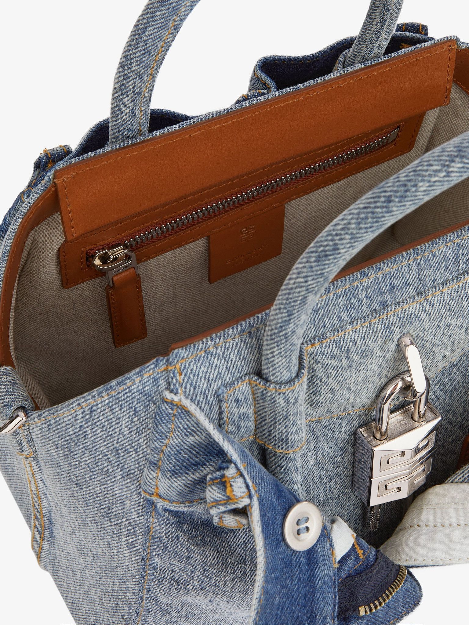 Givenchy o1w1db10325 Size: OS/Antigona Lock Mini Bag in Medium Blue Size ONE SIZE - 5 Thumbnail