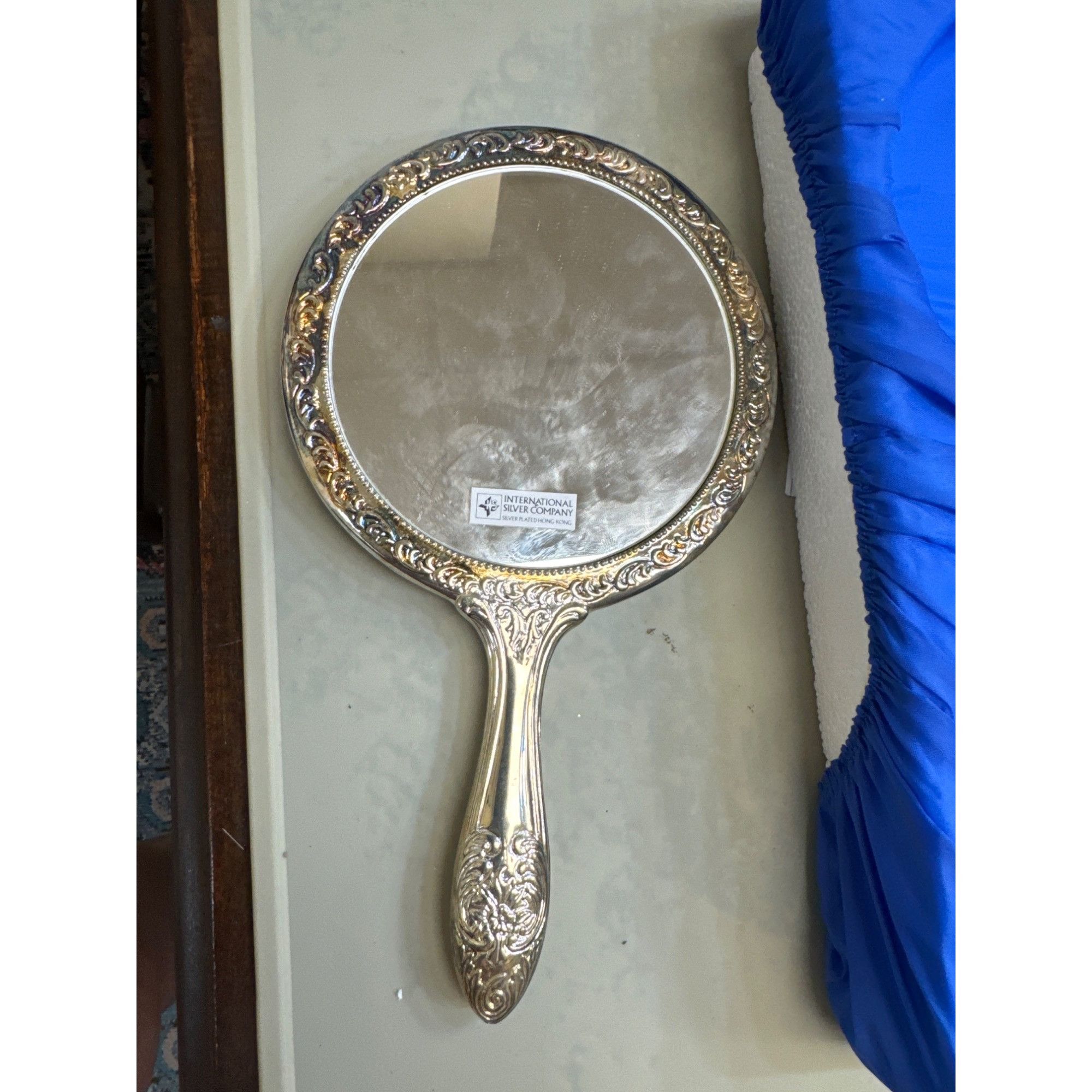 Vintage International Silver company 3 piece silencer plated dresser Size ONE SIZE - 4 Thumbnail