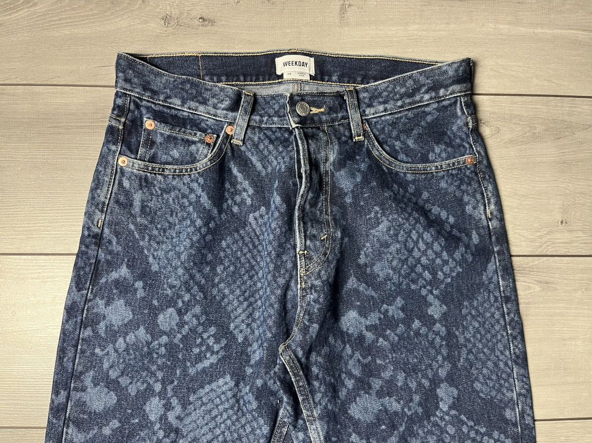 Japanese Brand Weekday space relaxed snake jeans size 28 Size US 28 / EU 44 - 3 Thumbnail