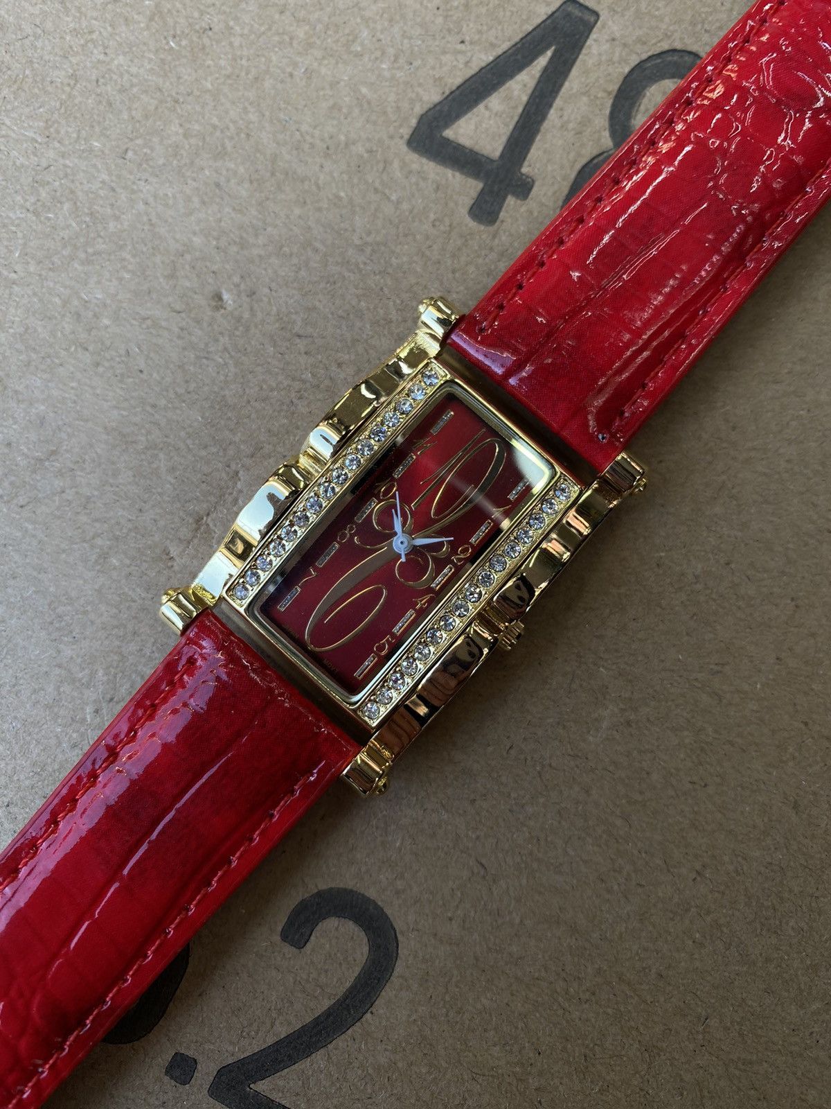 Vintage Red Luxury Wristwatch with Crystals - Japanese Brand Size ONE SIZE - 2 Thumbnail