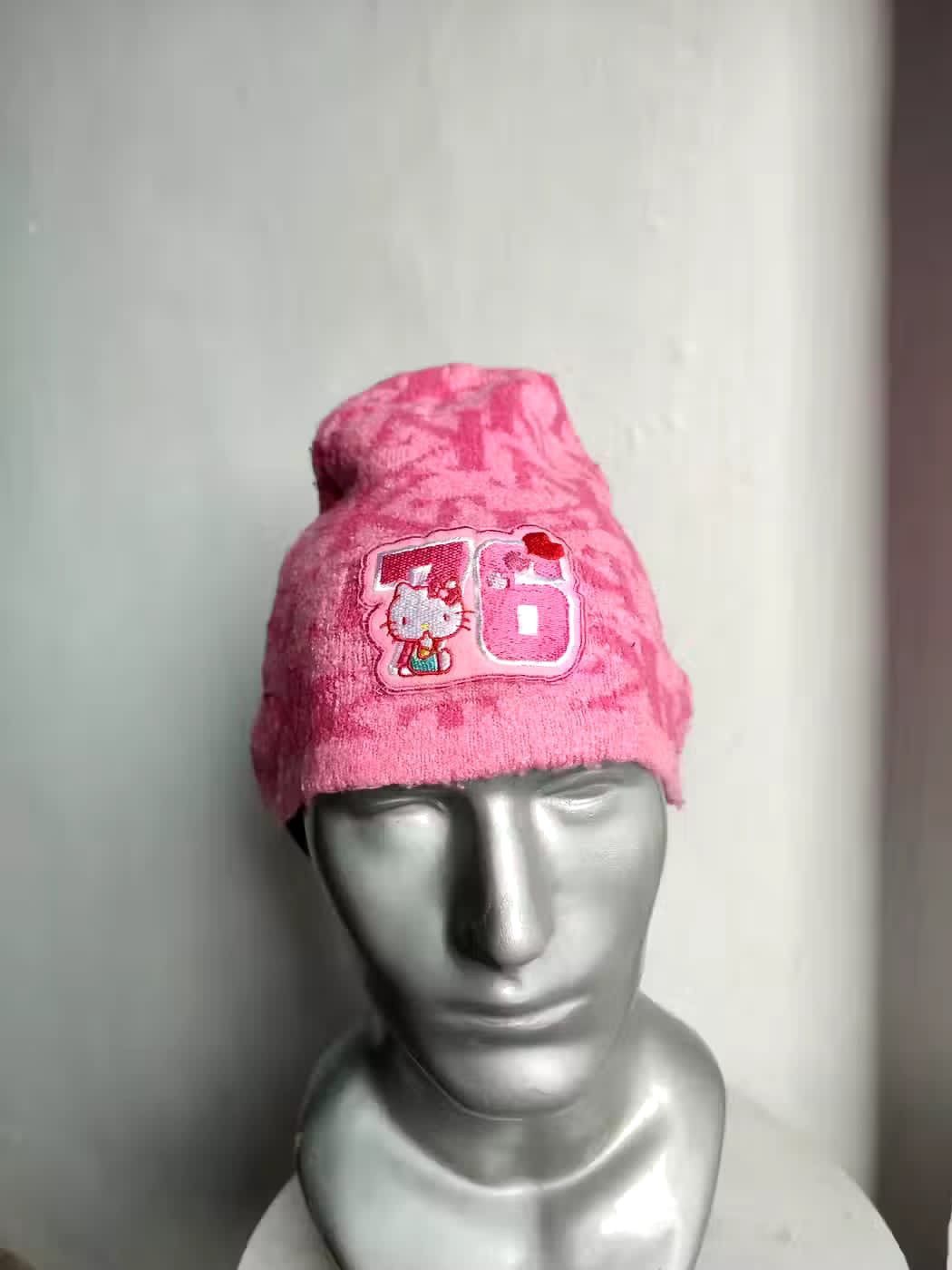 Cartoon Network Hello Kitty Beanie hats Size ONE SIZE - 1 Thumbnail