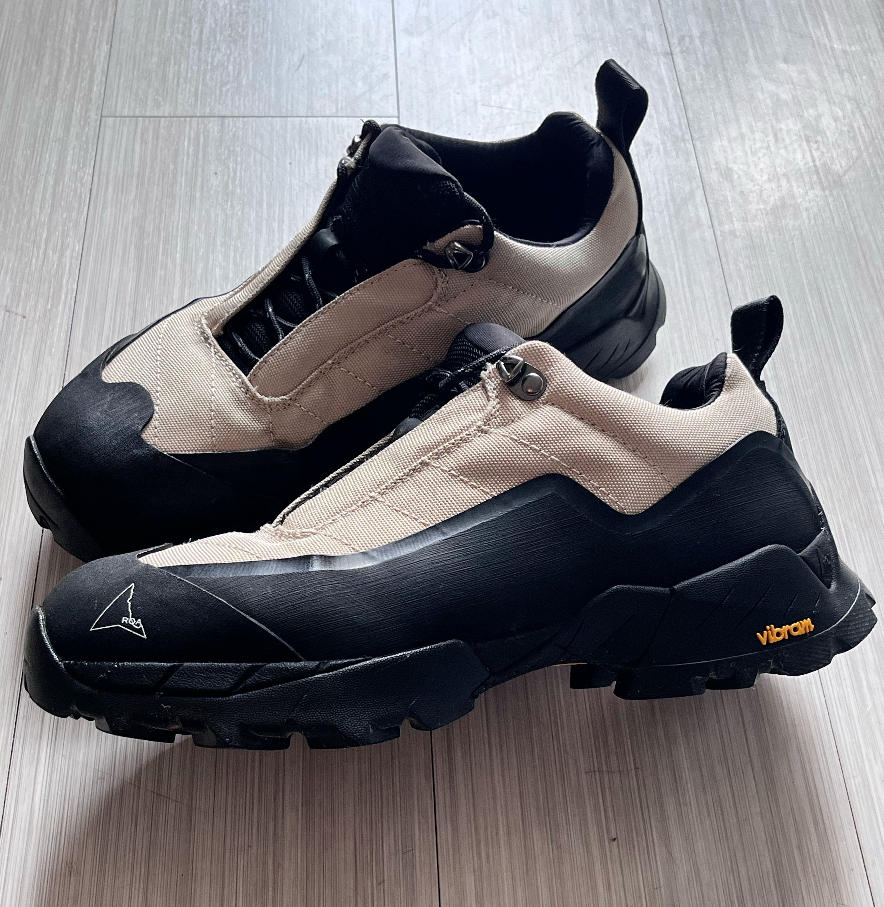 ROA Roa Minaar Strapped Hiking Sneaker | Grailed