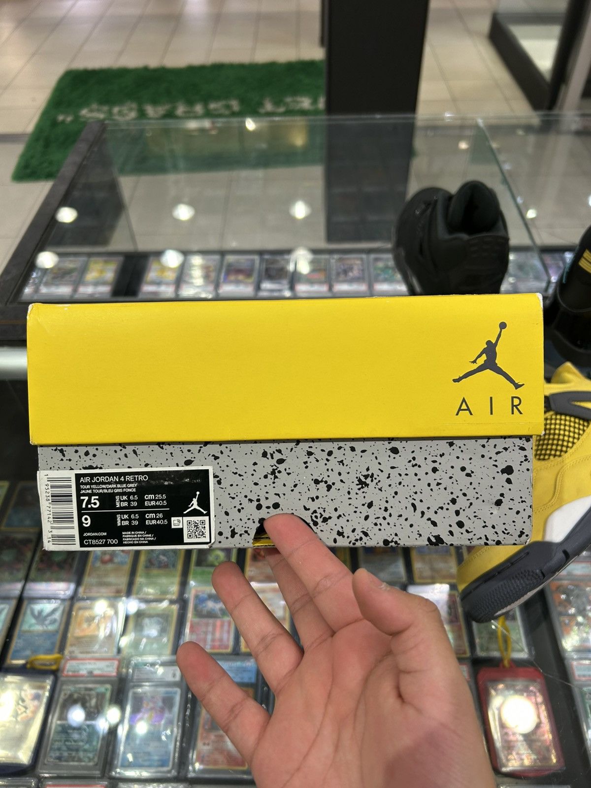 Jordan Brand Jordan 4 Lightning Size US 7.5 / EU 40-41 - 12 Thumbnail