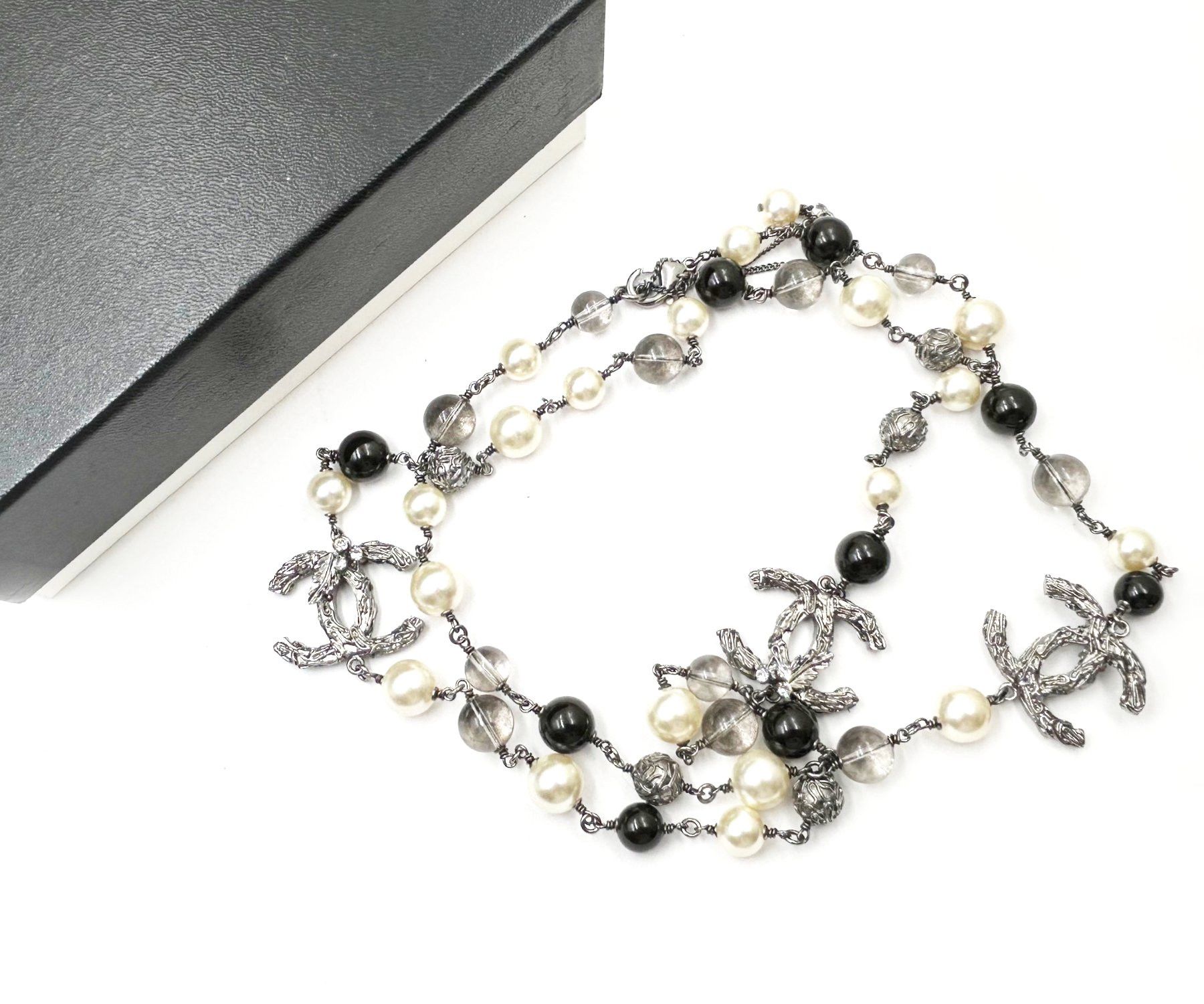 Chanel Chanel Gold Scratchy CC Irregular Pearl 62" Long Necklace Size ONE SIZE - 2 Thumbnail