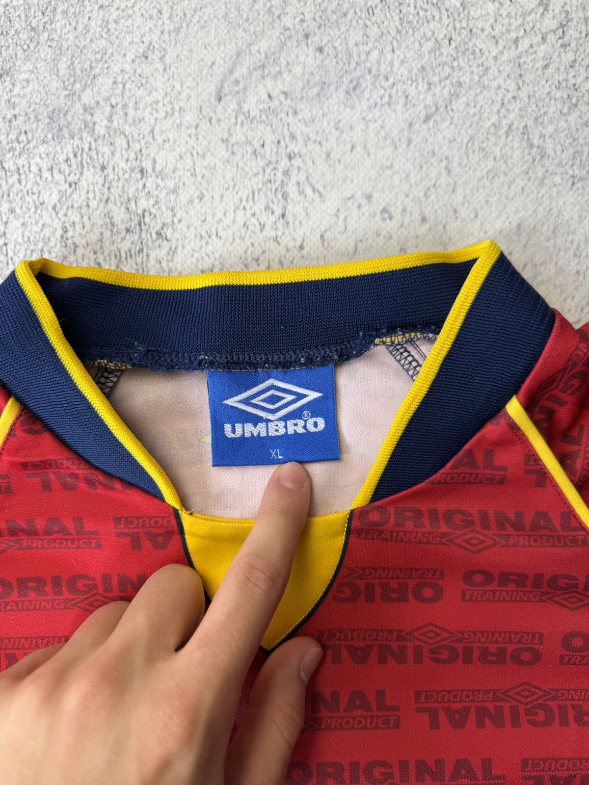 Umbro Vintage Umbro Original Training Product Shirt Mens Crew Size US XL / EU 56 / 4 - 12 Thumbnail