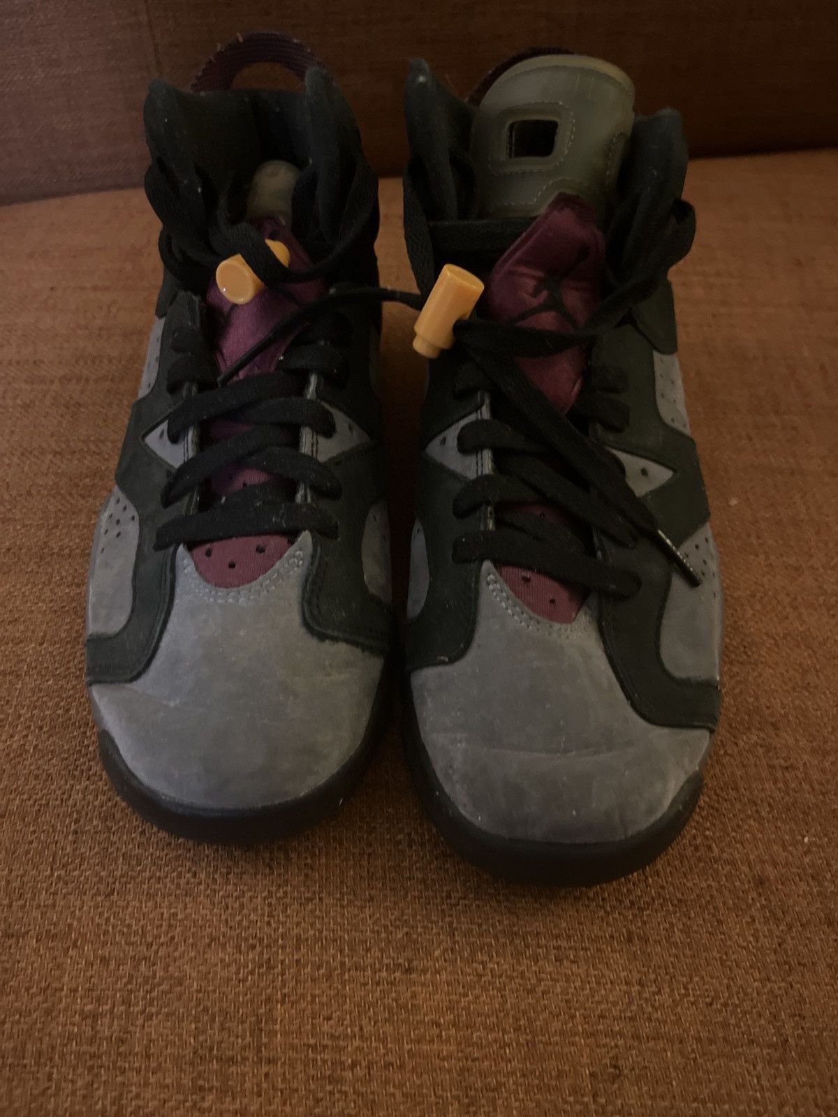 Jordan Brand Jordan 6 Bordeaux Size US 7 / EU 40 - 1 Thumbnail