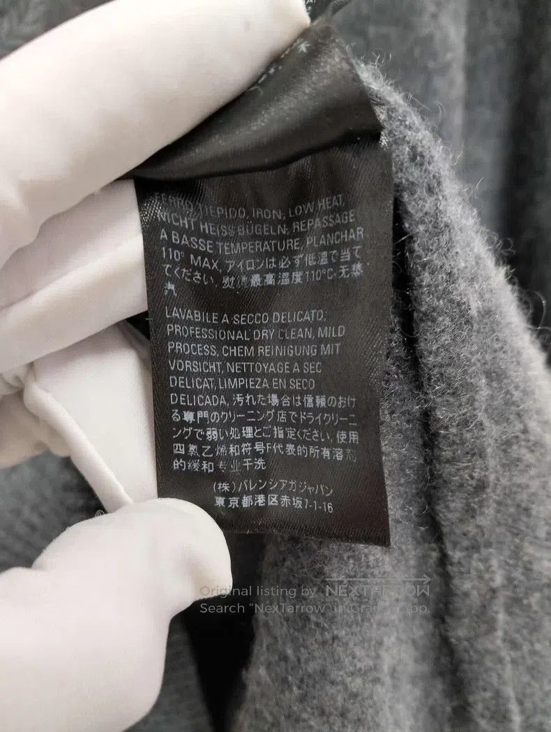 Balenciaga Balenciaga Sweater Size US S / EU 44-46 / 1 - 5 Thumbnail
