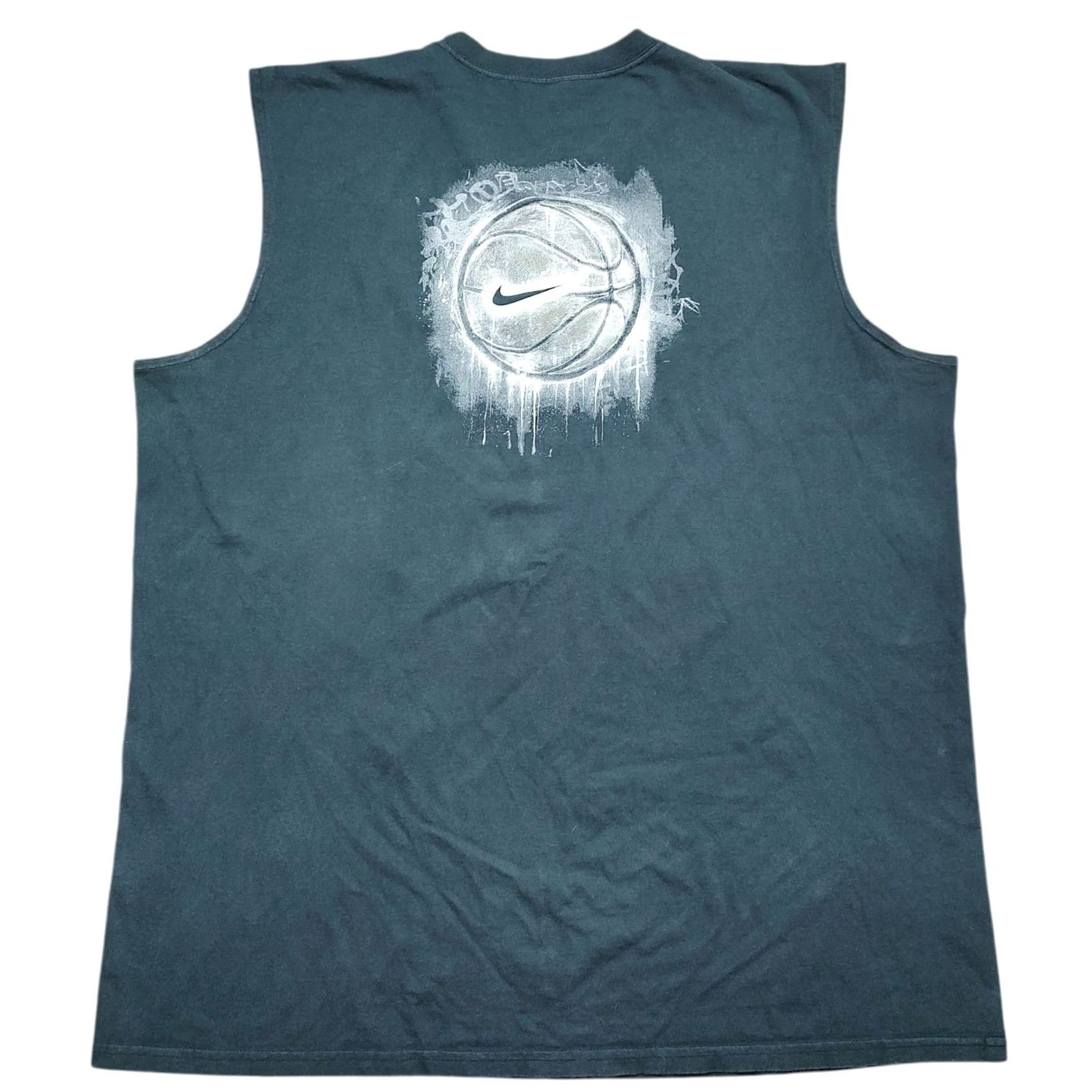 Nike VINTAGE Nike Basketball Center Swoosh BIG Back Logo Sleeveless T-Shirt Mens 2XL Black Nike Shirt 90s USA Sports Graphic Print Size US XXL / EU 58 / 5 - 2 Thumbnail