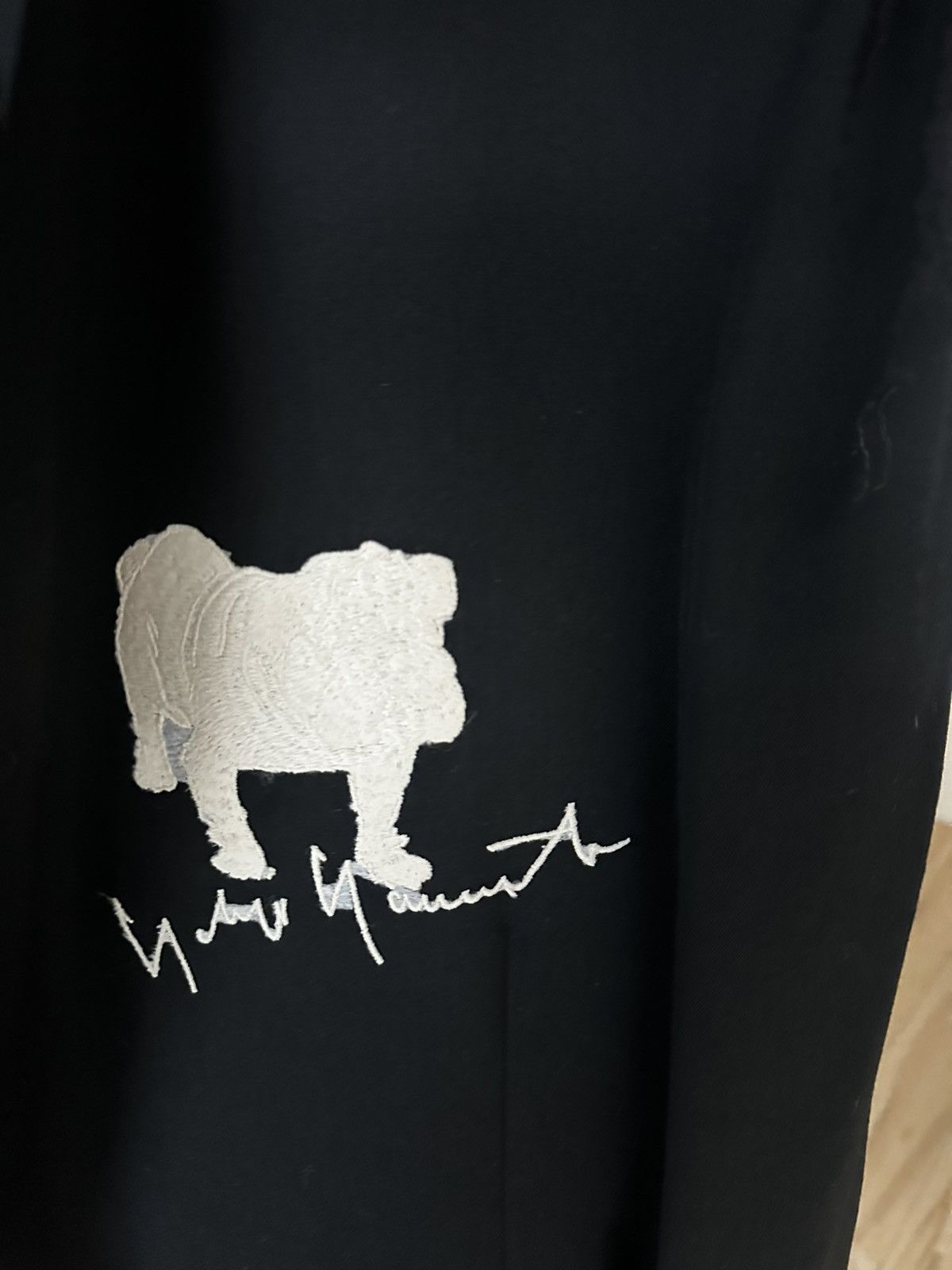 Yohji Yamamoto Yohji Yamamoto Pour Homme AW18 Dog Embroidery Jacket Size US XL / EU 56 / 4 - 2 Thumbnail