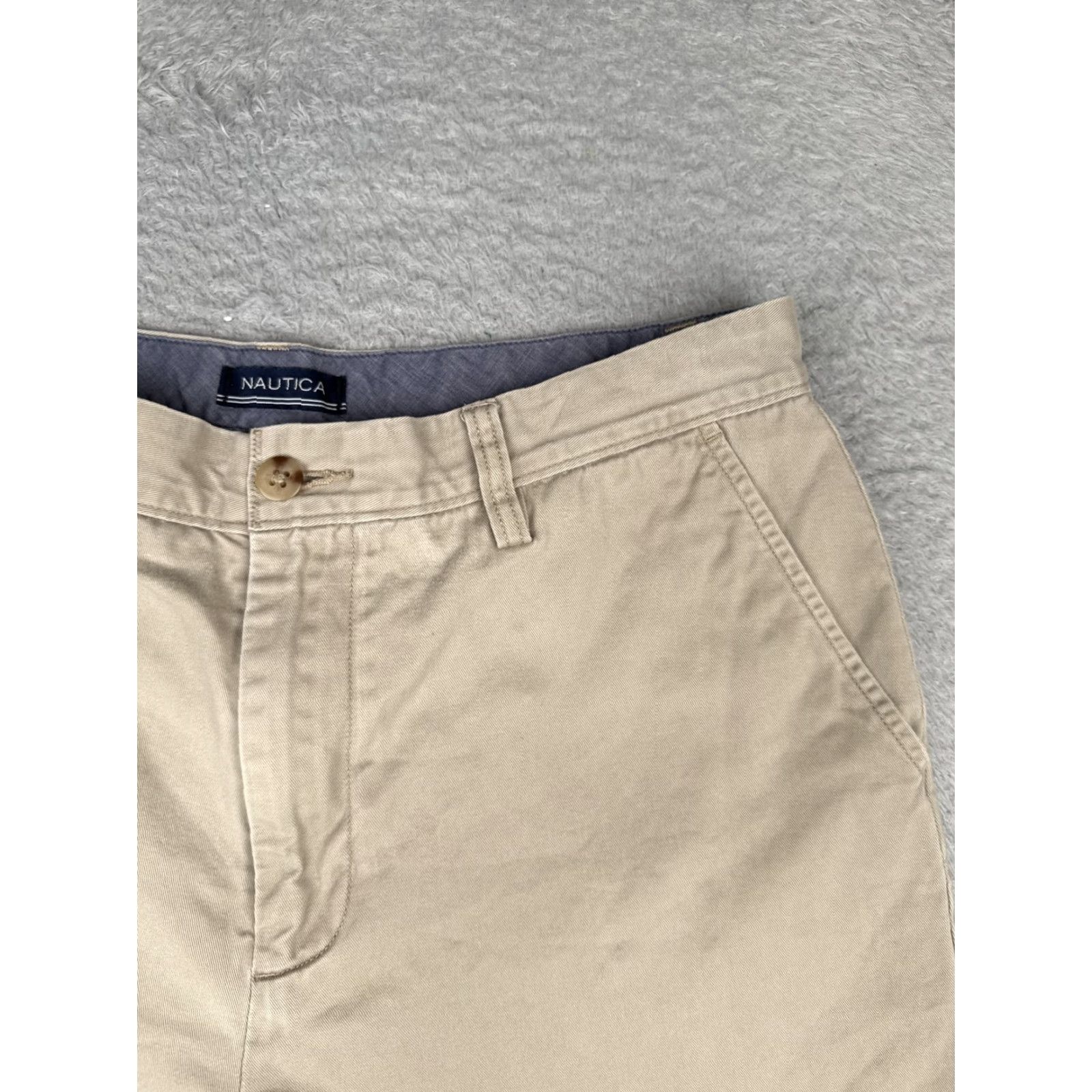 Nautica Nautica Shorts Men 33 Khaki Flat Front Chino Zip Fly Pockets American Size US 33 - 5 Thumbnail