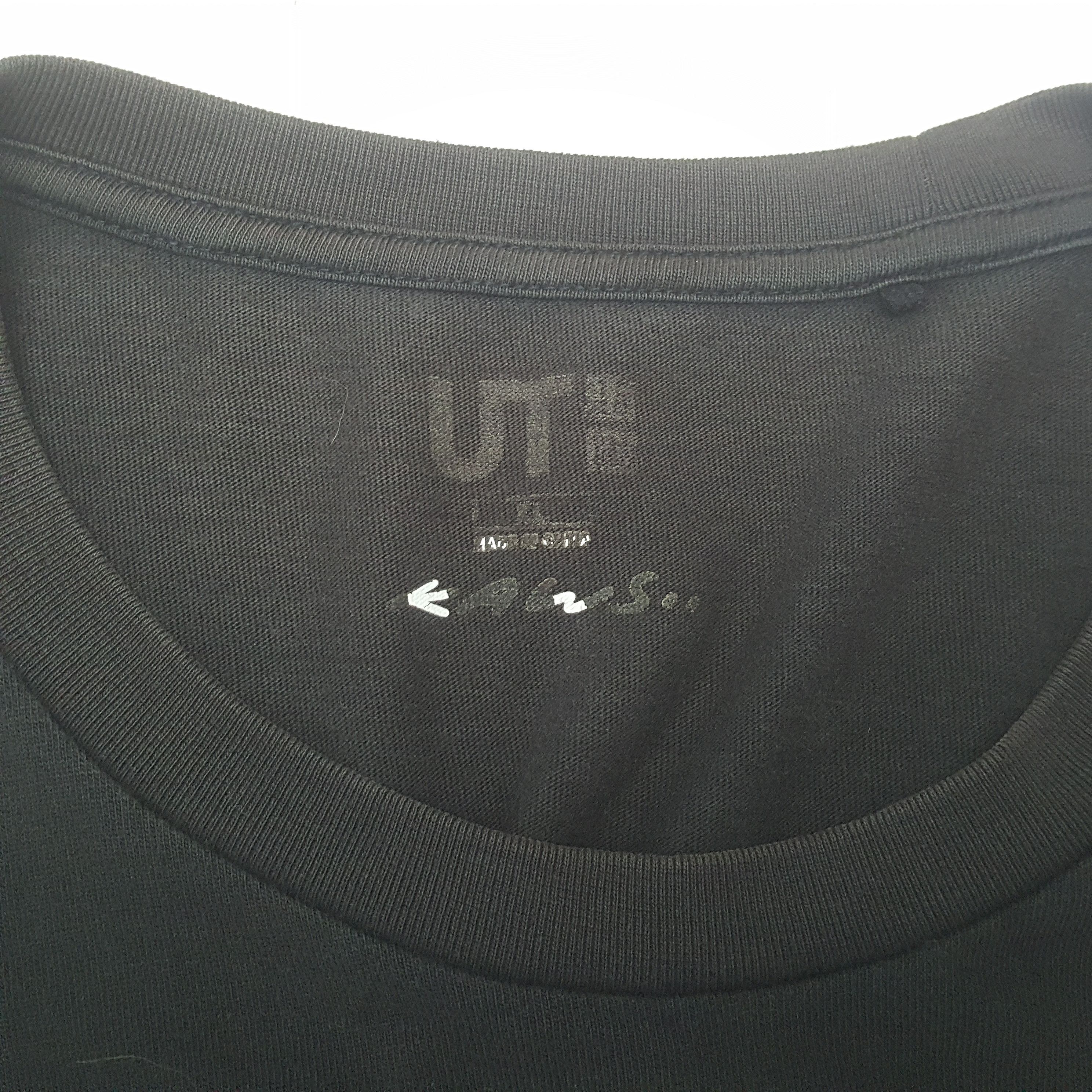Uniqlo Uniqlo Kaws Streetwear Tshirt C294N40 Size US L / EU 52-54 / 3 - 5 Thumbnail